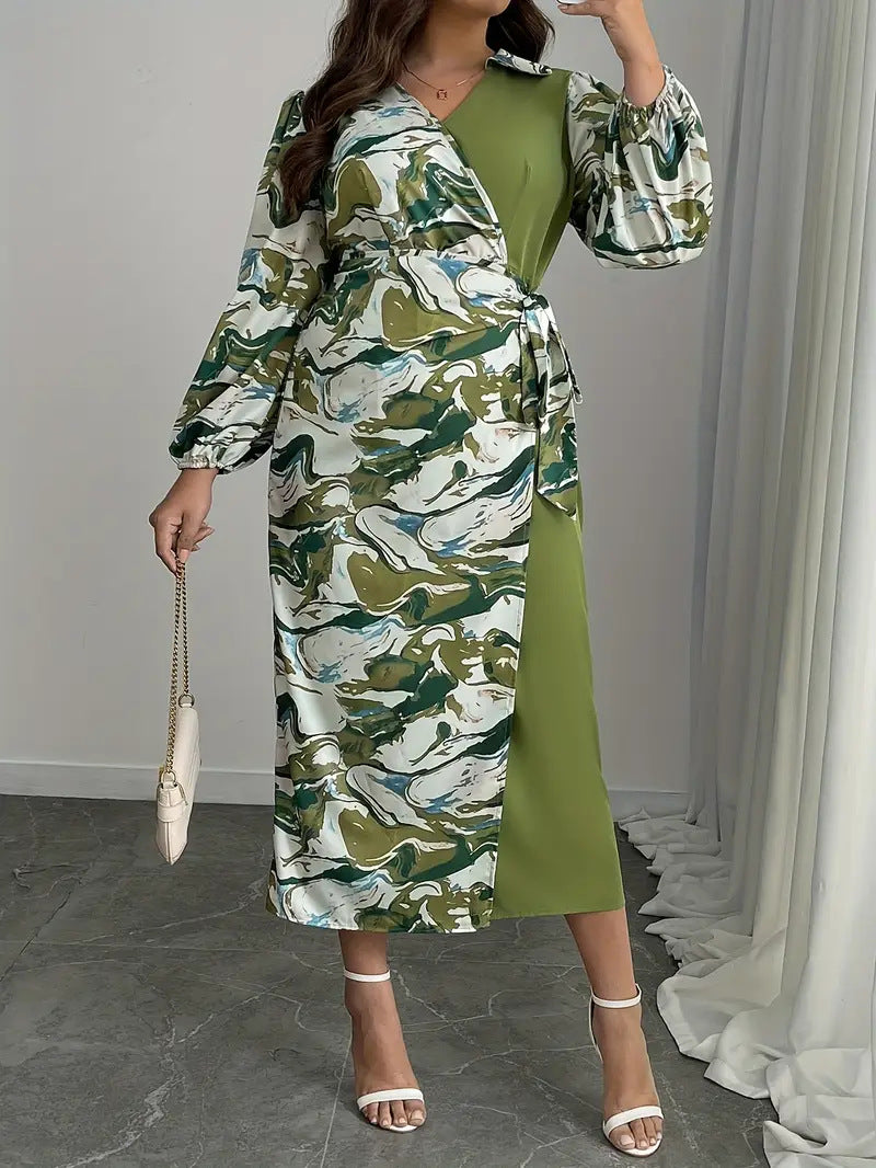 Plus Size Women Contrast V-Neck Print Dress 3