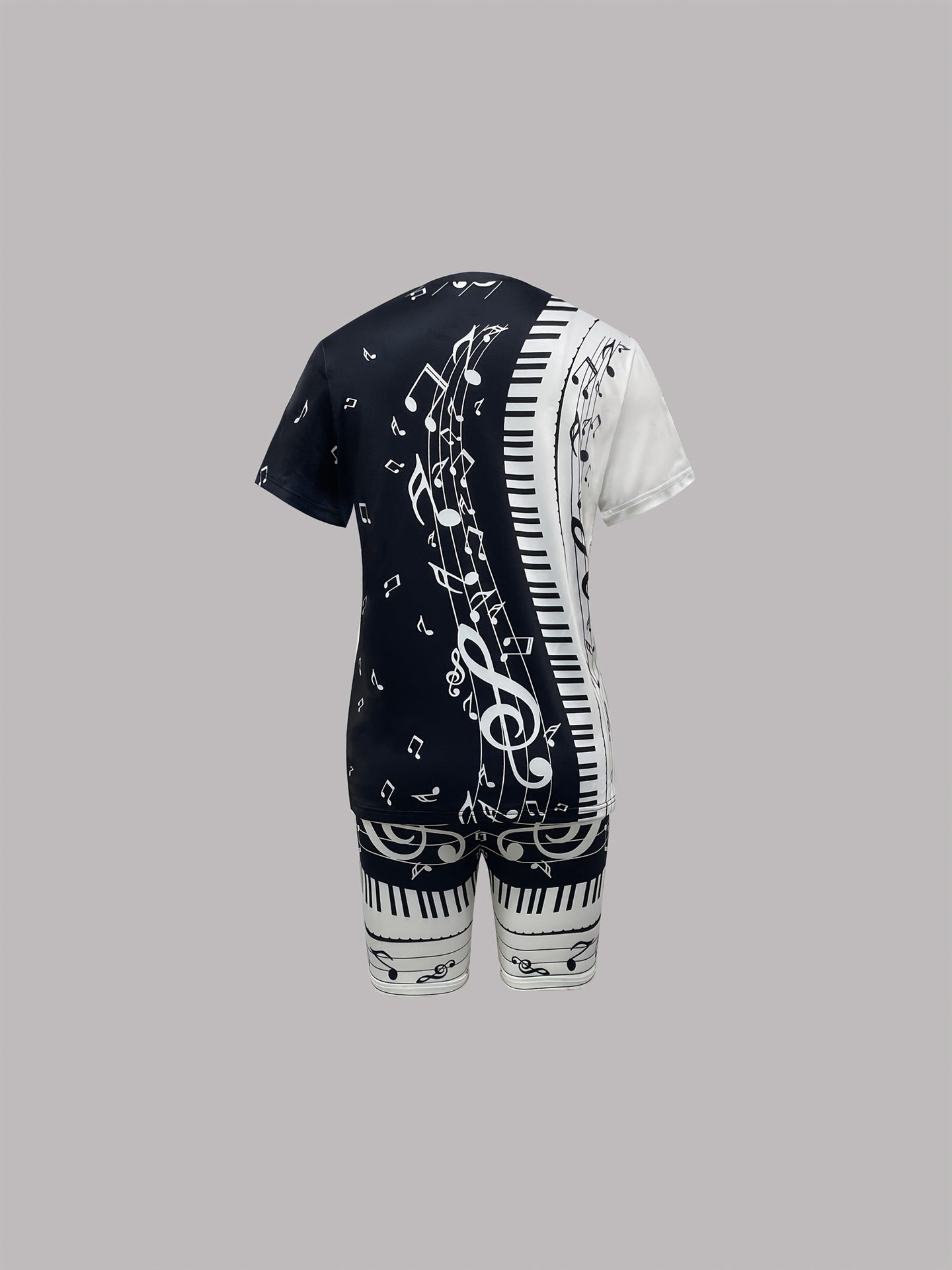 Women's Spring/Summer Geometric Stripe Round Neck T-Shirt & Tight-Fit Shorts Casual Set 25