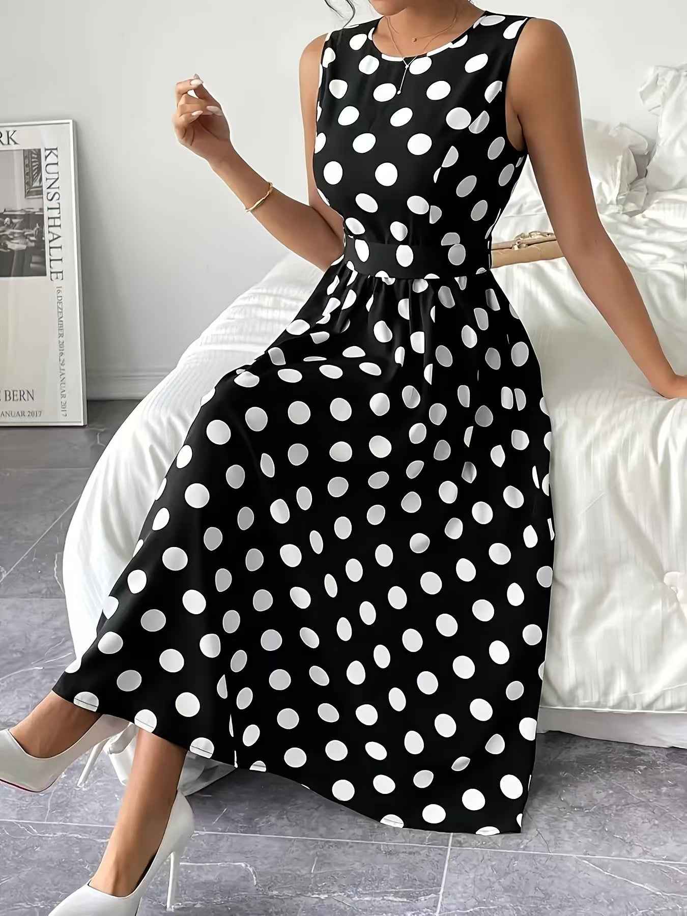 Plus Size Women Elegant Round Neck Sleeveless Polka Dot Print Dress 6