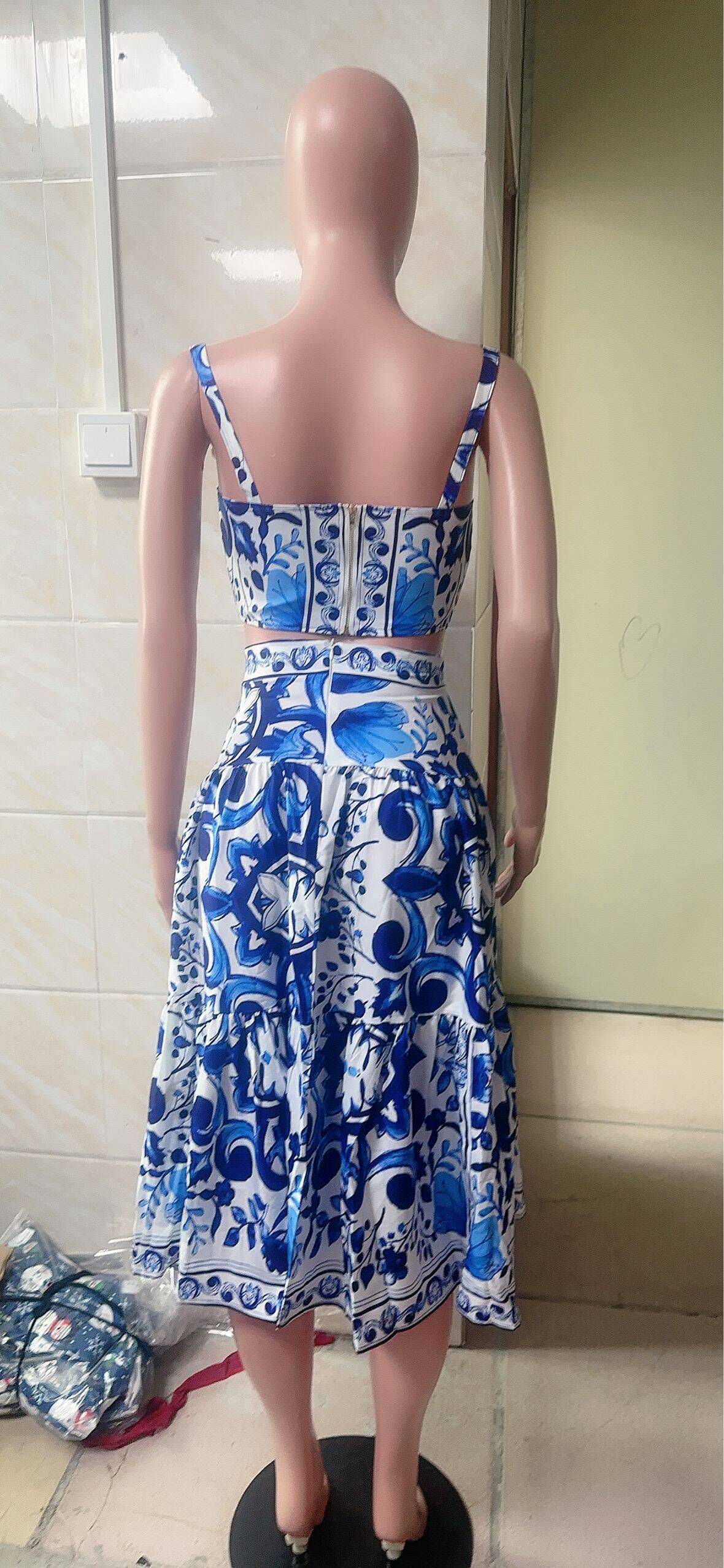 Printed Strap Top A-Lini Long Skirt Two-Piece Set 10