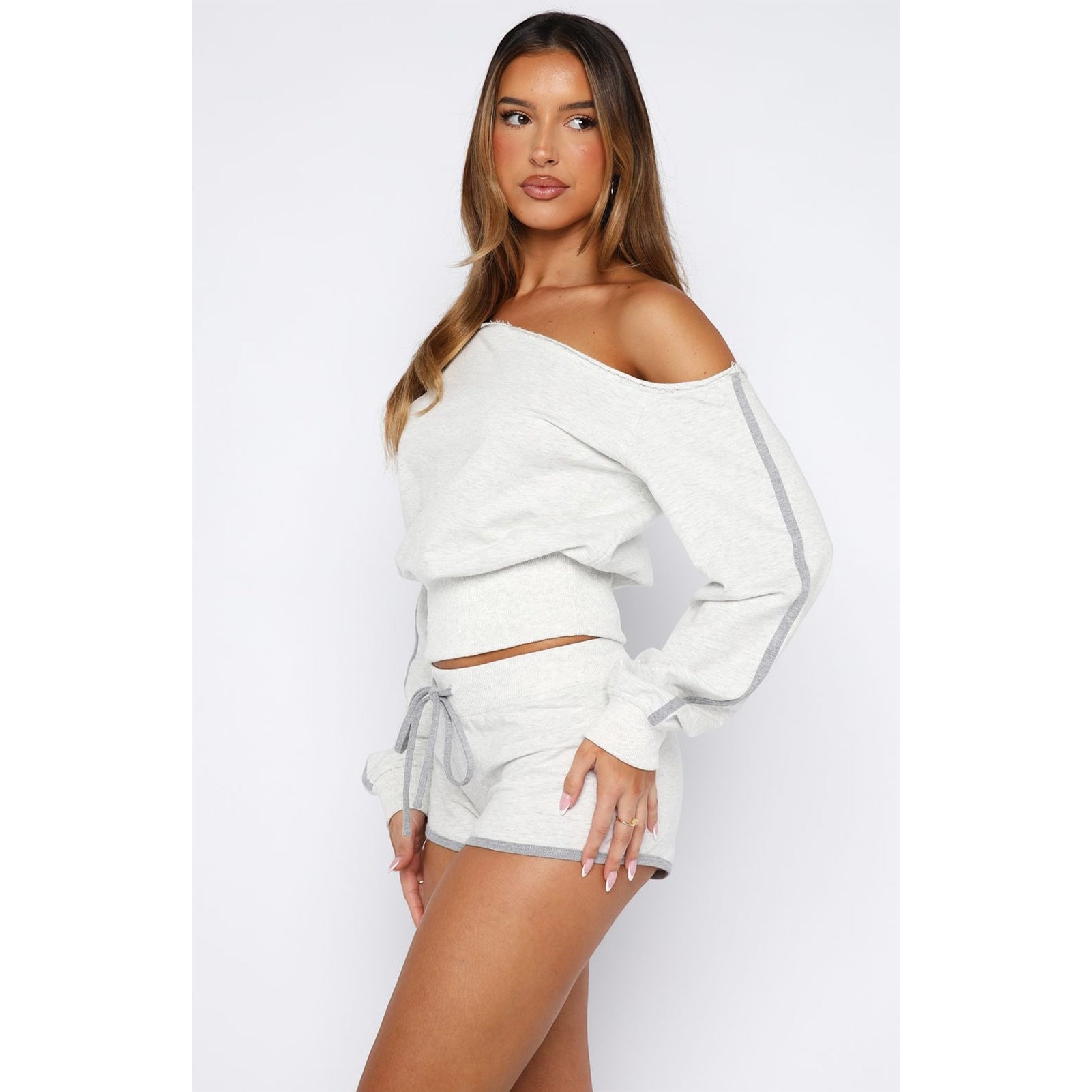 Women's Casual Slash Shoulder Long Sleeve Top Drawstring Shorts Two-Piece Set 22