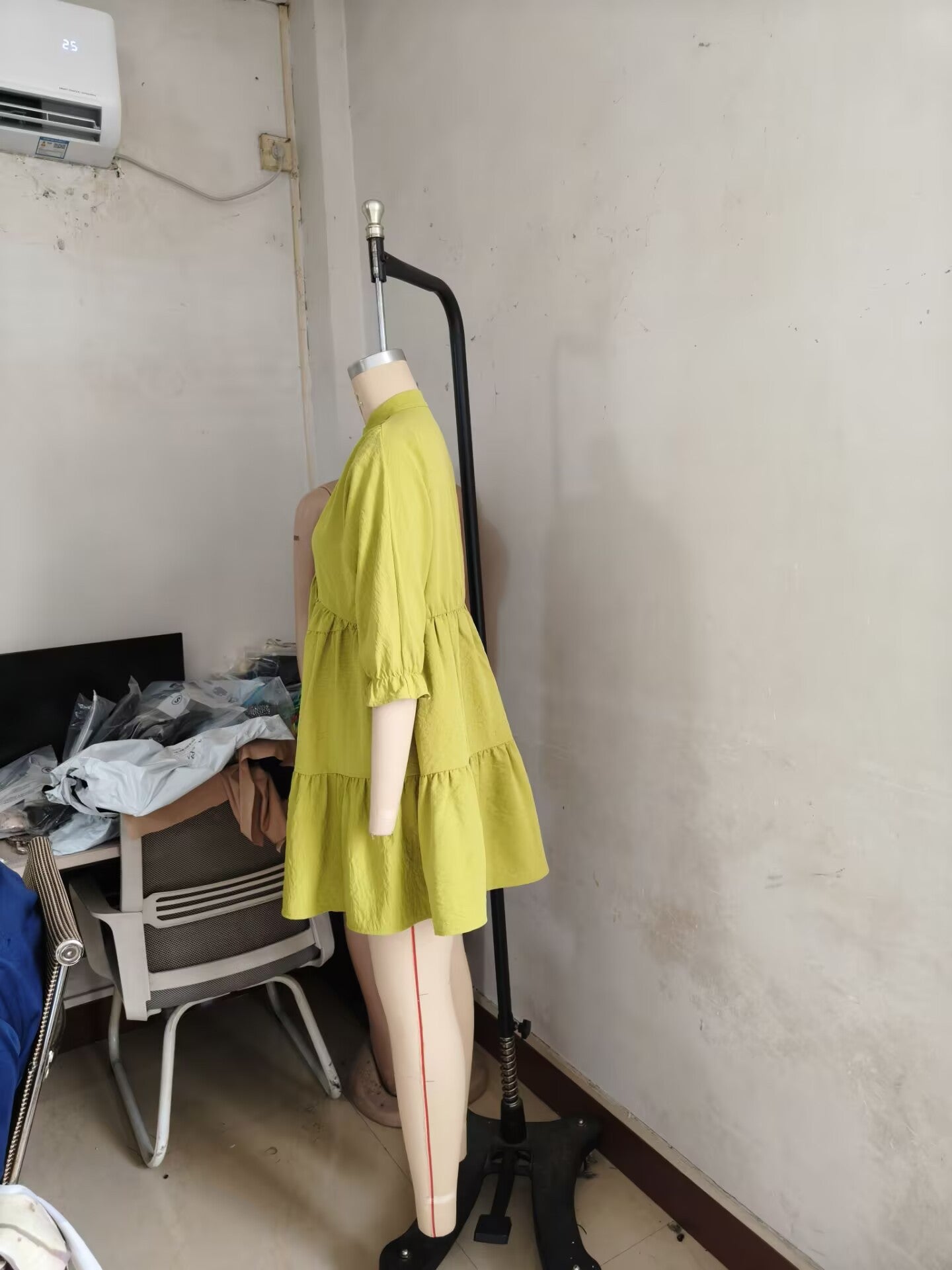 Women Casual Women Solid V Neck bubble sleeve multi-layer pleated dress 19