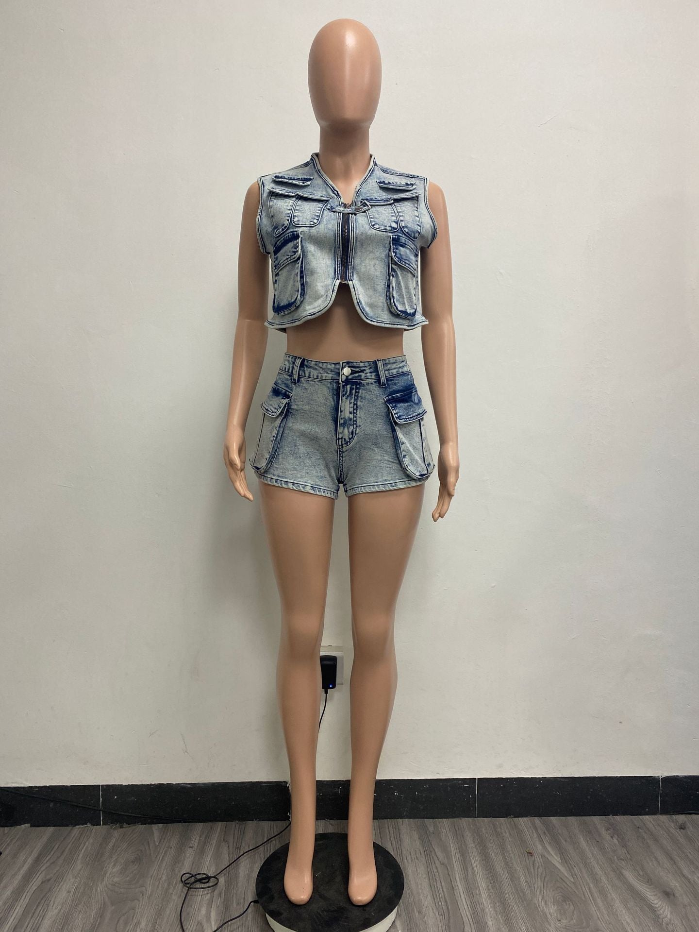 Women Multi-Pocket Vest and Casual Shorts Stretch Two-piece Set 7