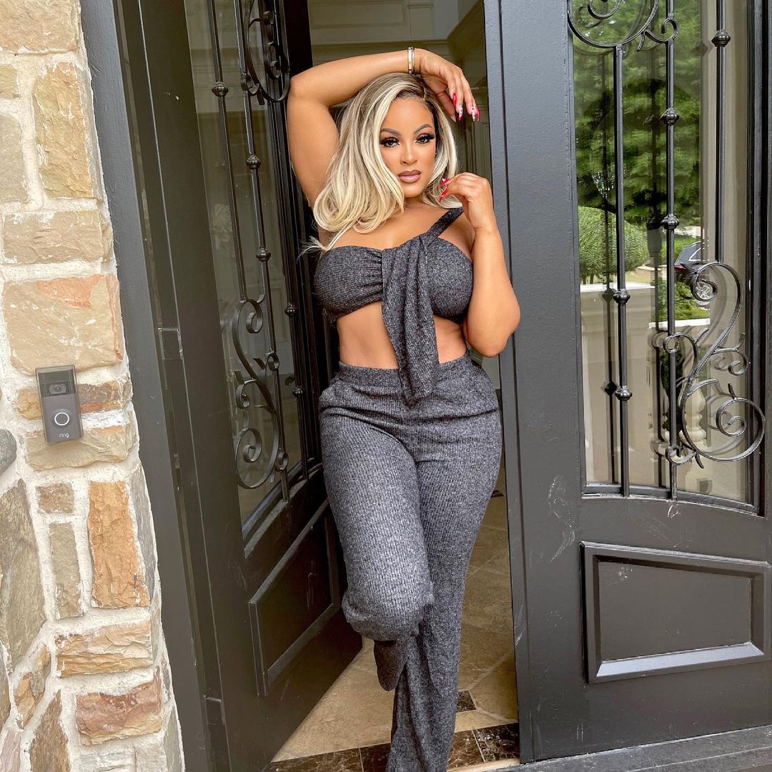 Women sexy irregular Top and Pants two-piece set 4