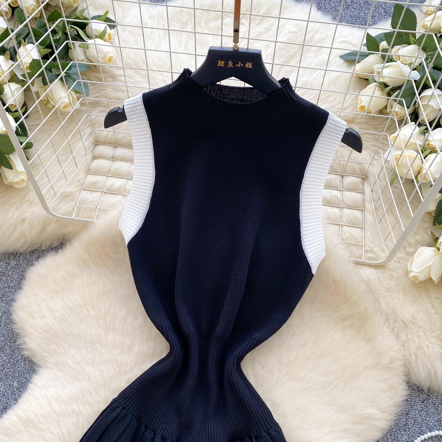 Women's Summer Sleeveless Knitting Slim Waist Contrast Color Pleated Dress 13