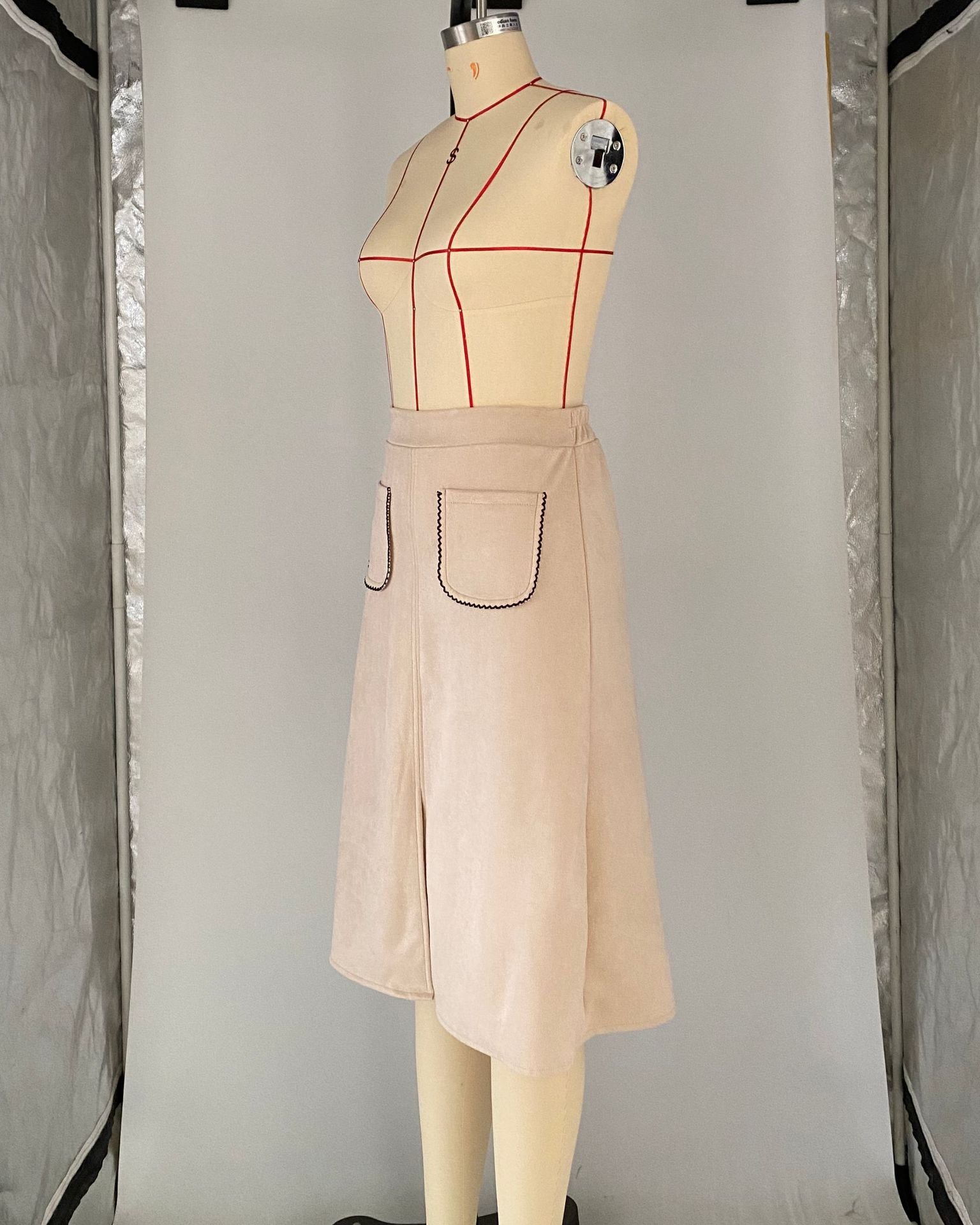 Women's Faux Suede Autumn And Winter Elastic Waist Front Pocket A-Line Midi Skirt 11