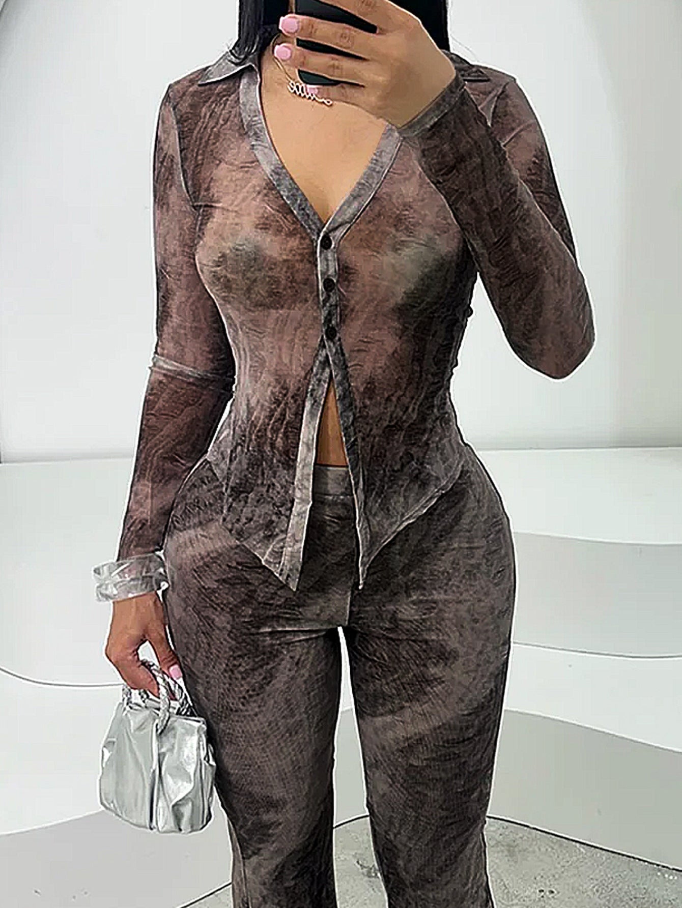 Trendy V-Neck Mesh Sunscreen Long-Sleeve Top Pants Set 4