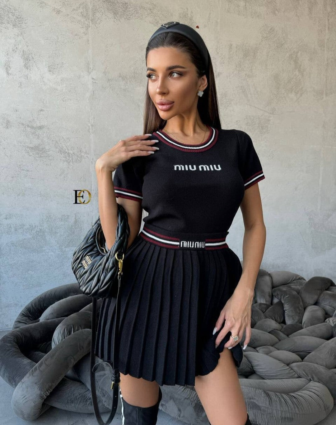 Women Summer Sexy Top and Pleated Skirt Two-Piece Set 3