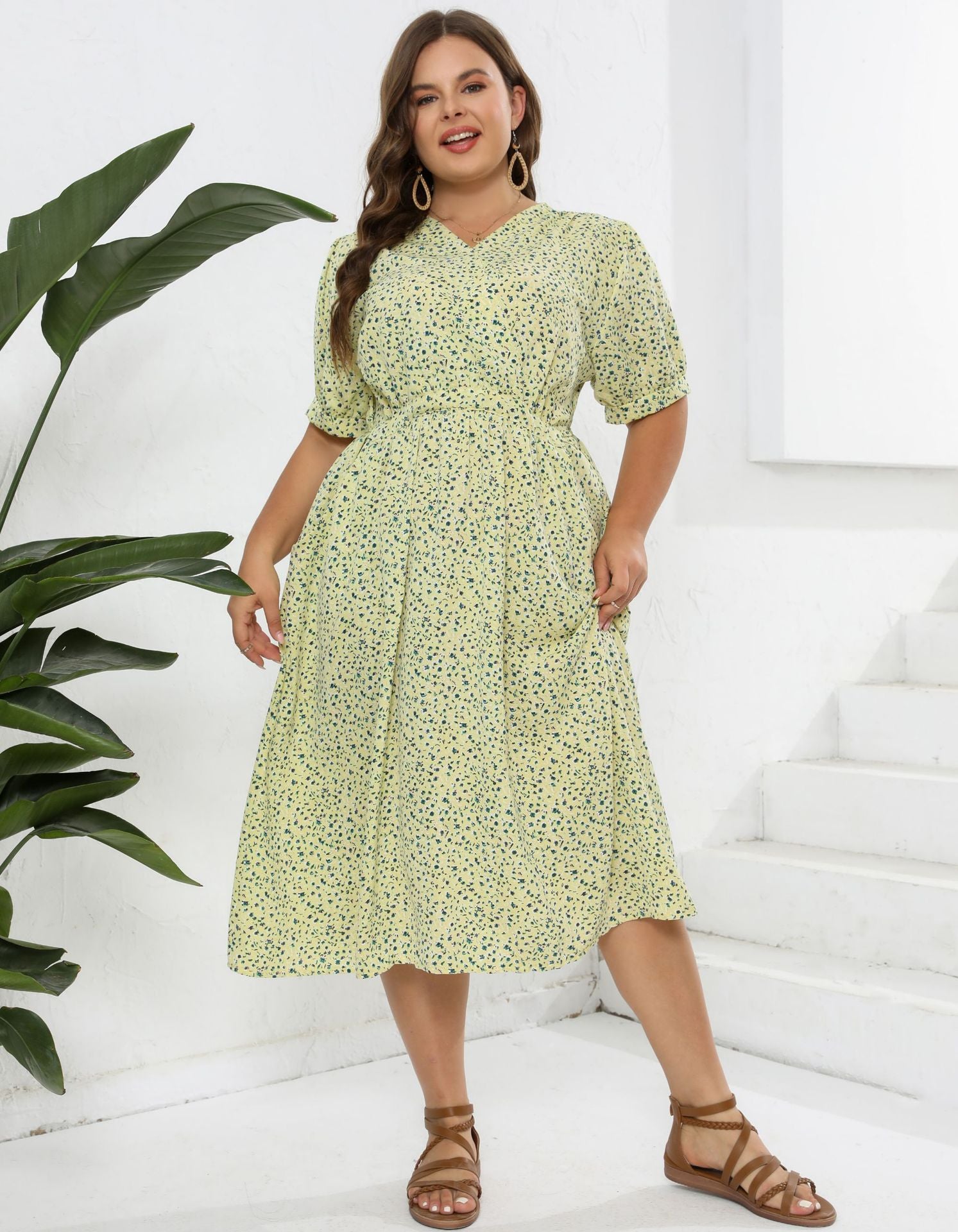 Plus Size Women Floral V-Neck Short Sleeve Belted Printed Dress