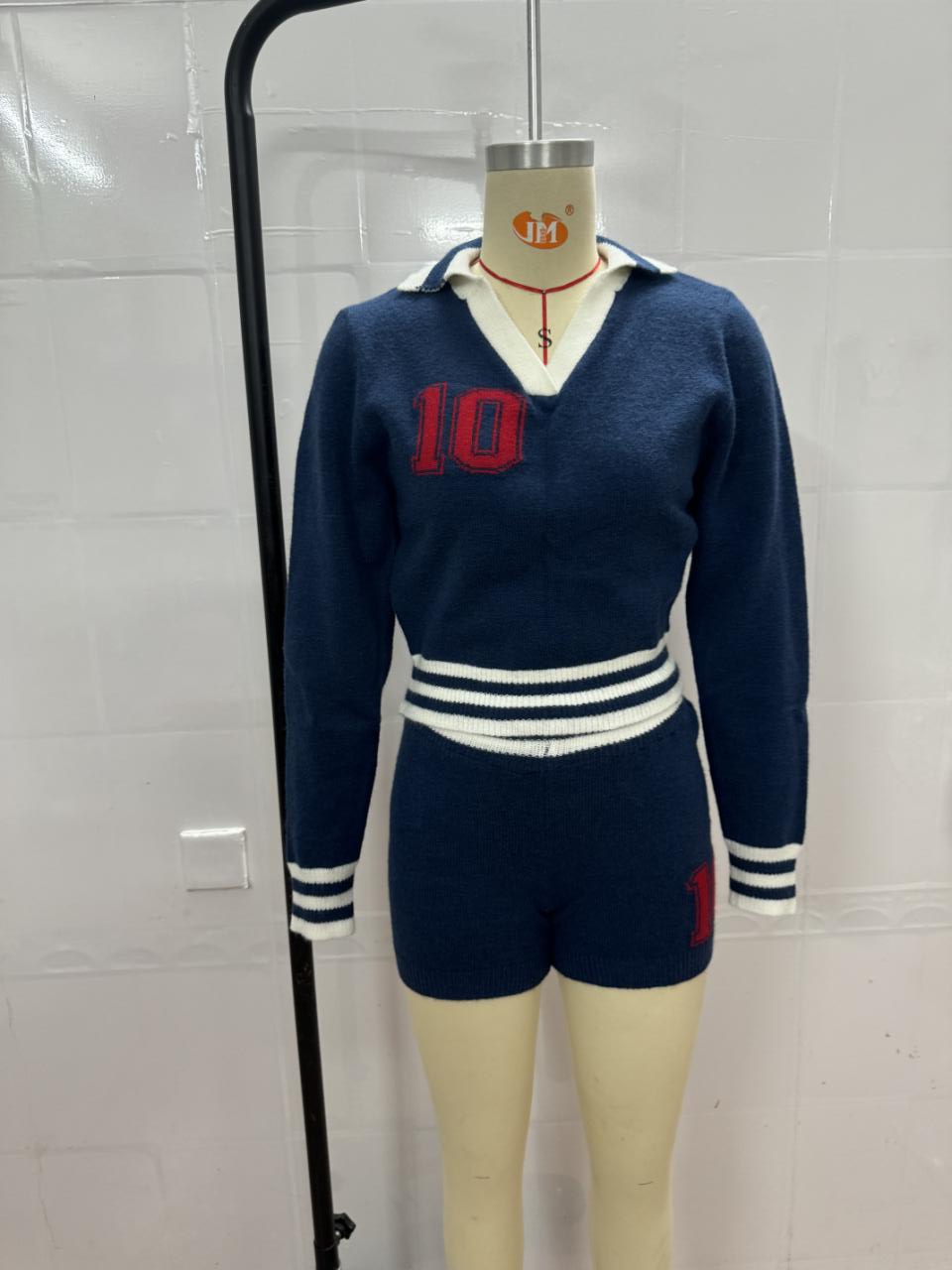 Women autumn turndown collar contrast color long-sleeved top shorts two-piece set 11