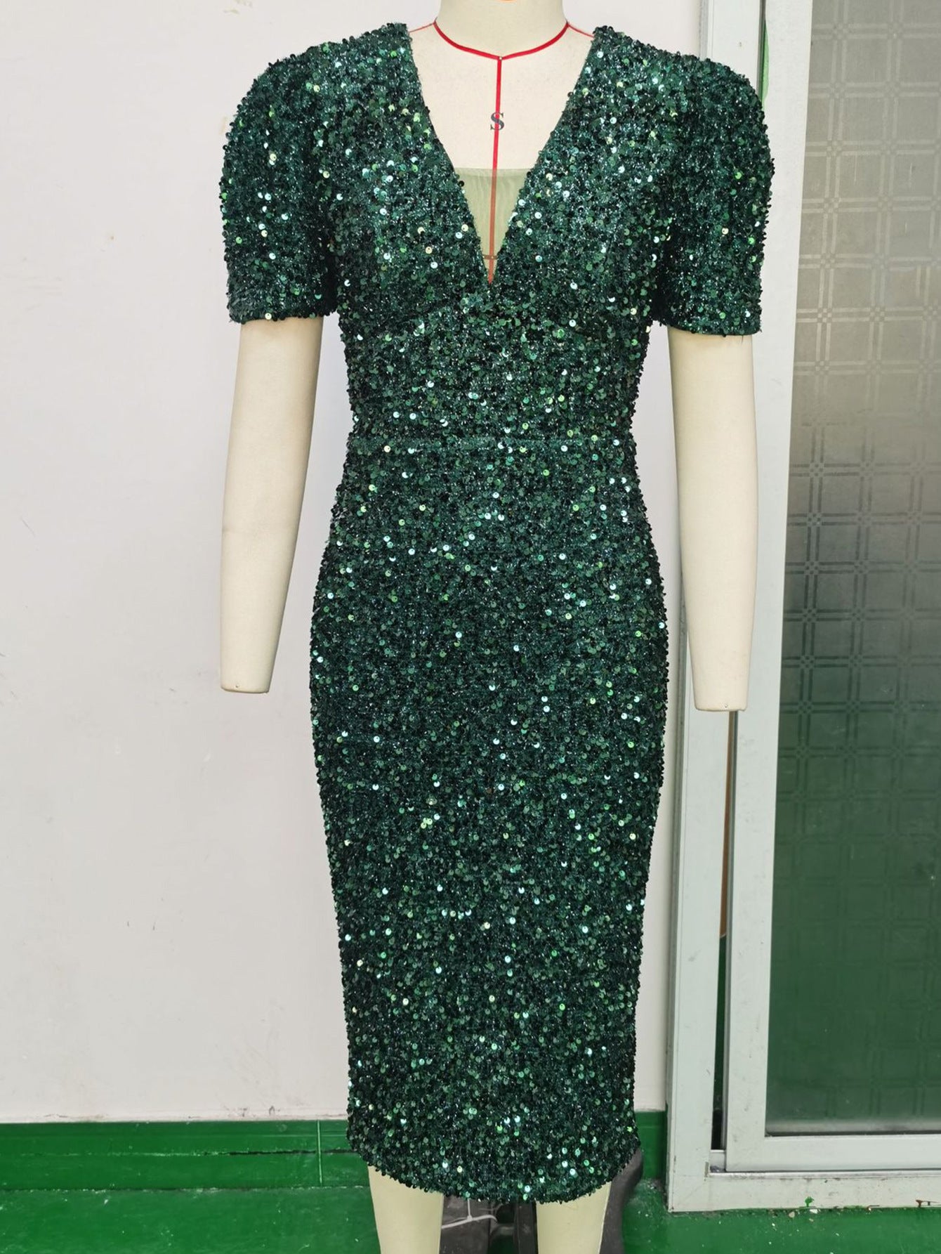 Sexy Green Sequin Elegant Women's Evening Dress 9