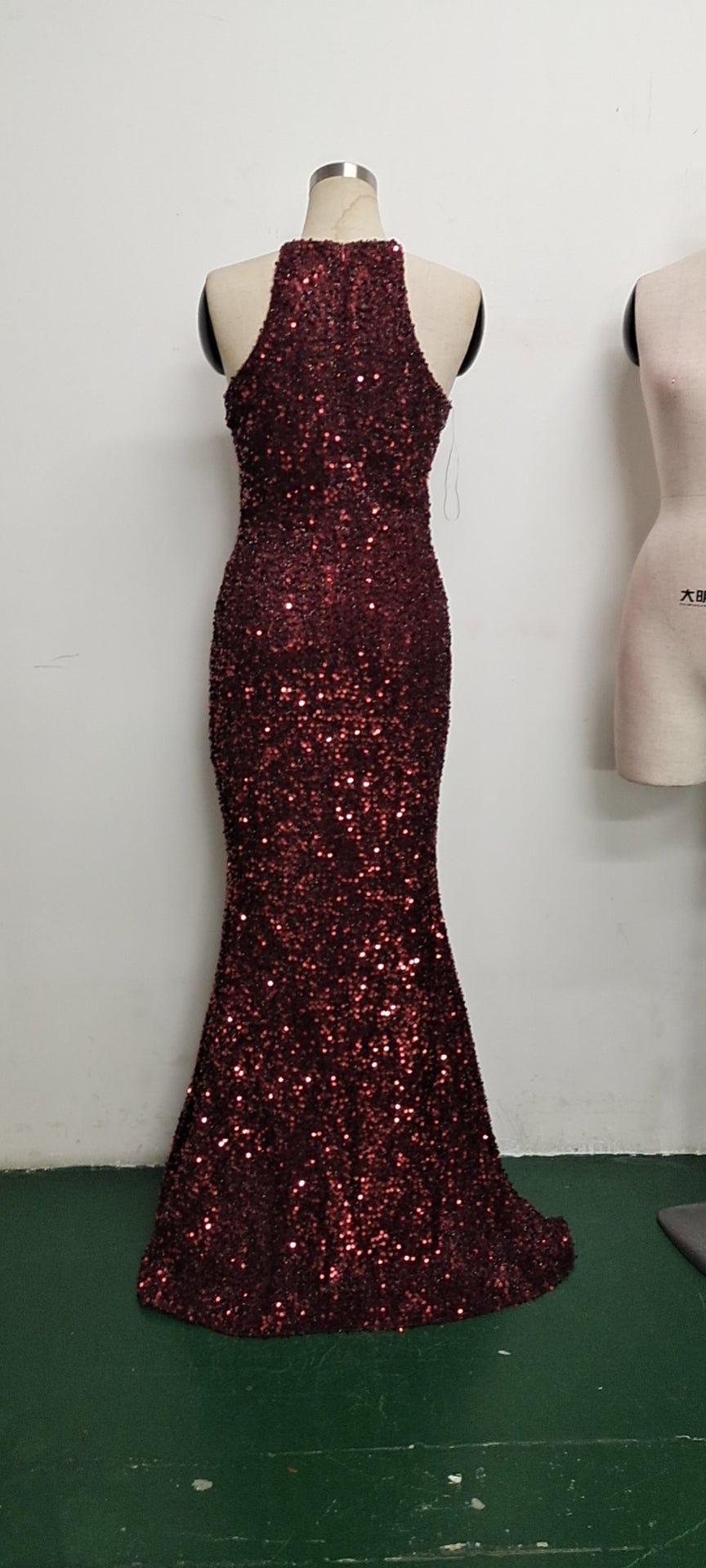 Summer Elegant Sequins Sleeveless Halter Split Evening Dress 19