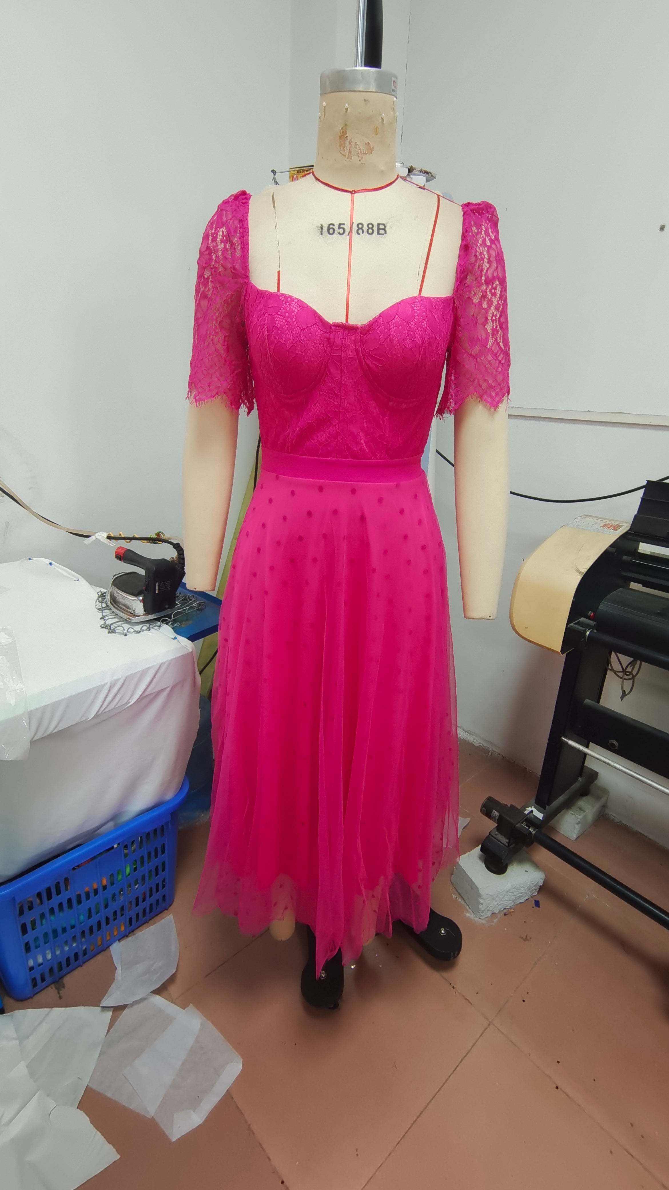 Sexy short-sleeved lace dress summer Low Back Slim Waist dress 12