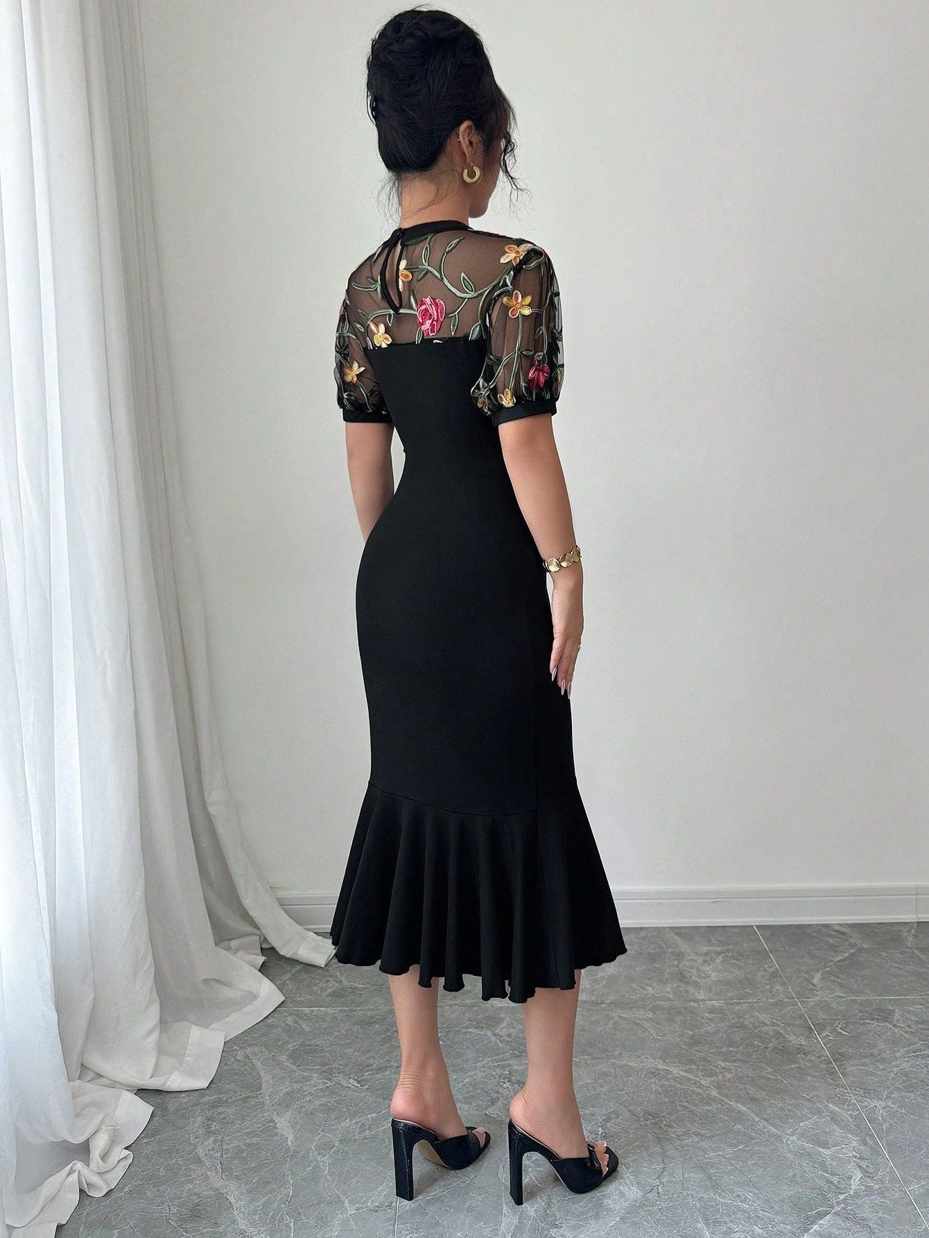 Women's Mesh Jacquard Asymmetrical Slim-Waist Party Dress