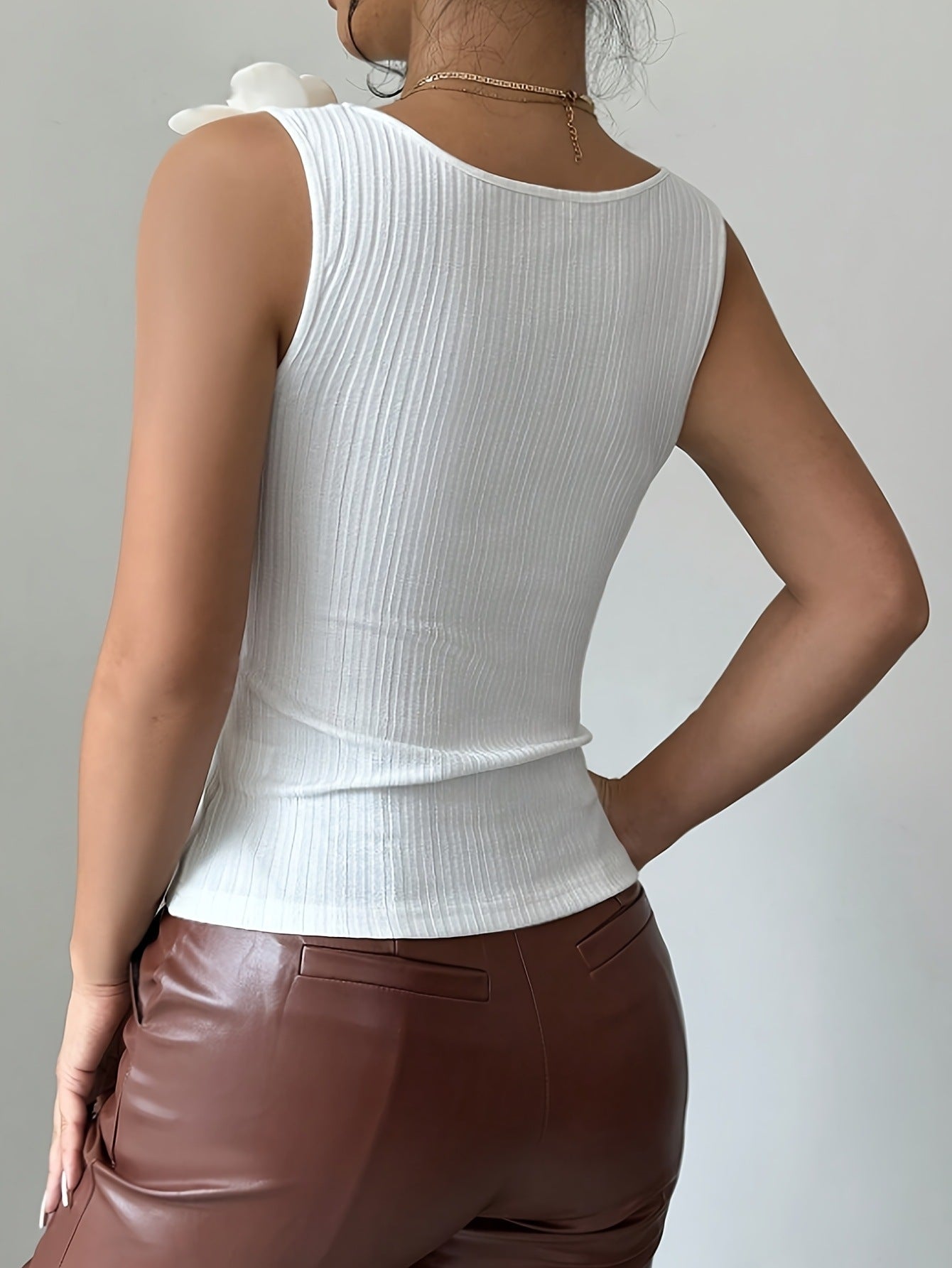 Women Flower Elegant Spring and Summer Knitting Tank Top 3