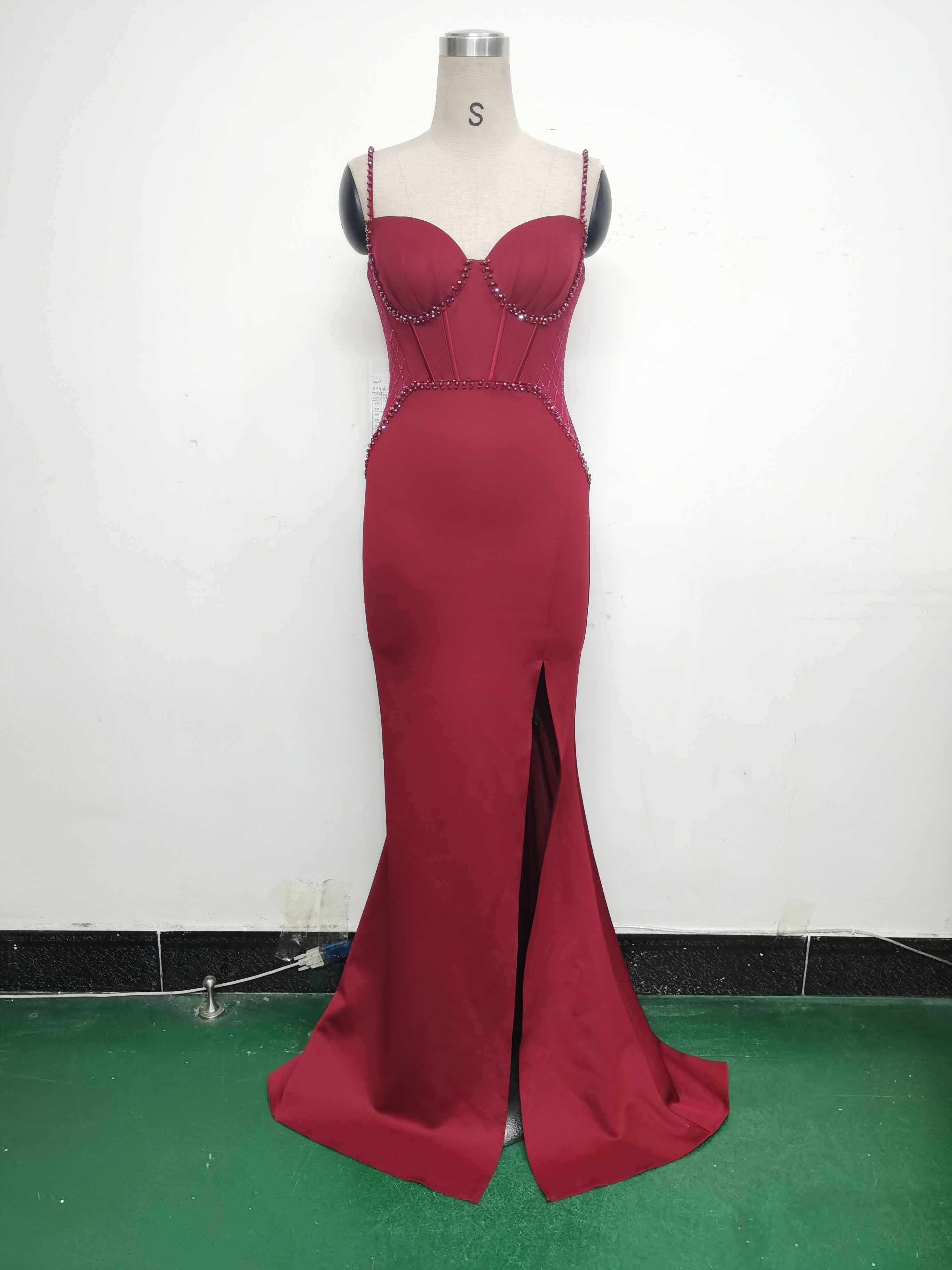 Women Strappy Heart-Shaped Lace Grid Embroidery Beaded Fishbone Formal Party Evening Dress 36