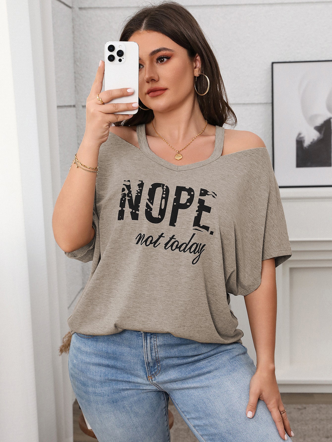 Spring Casual Plus Size Women's Short-Sleeve Off-Shoulder Top 4