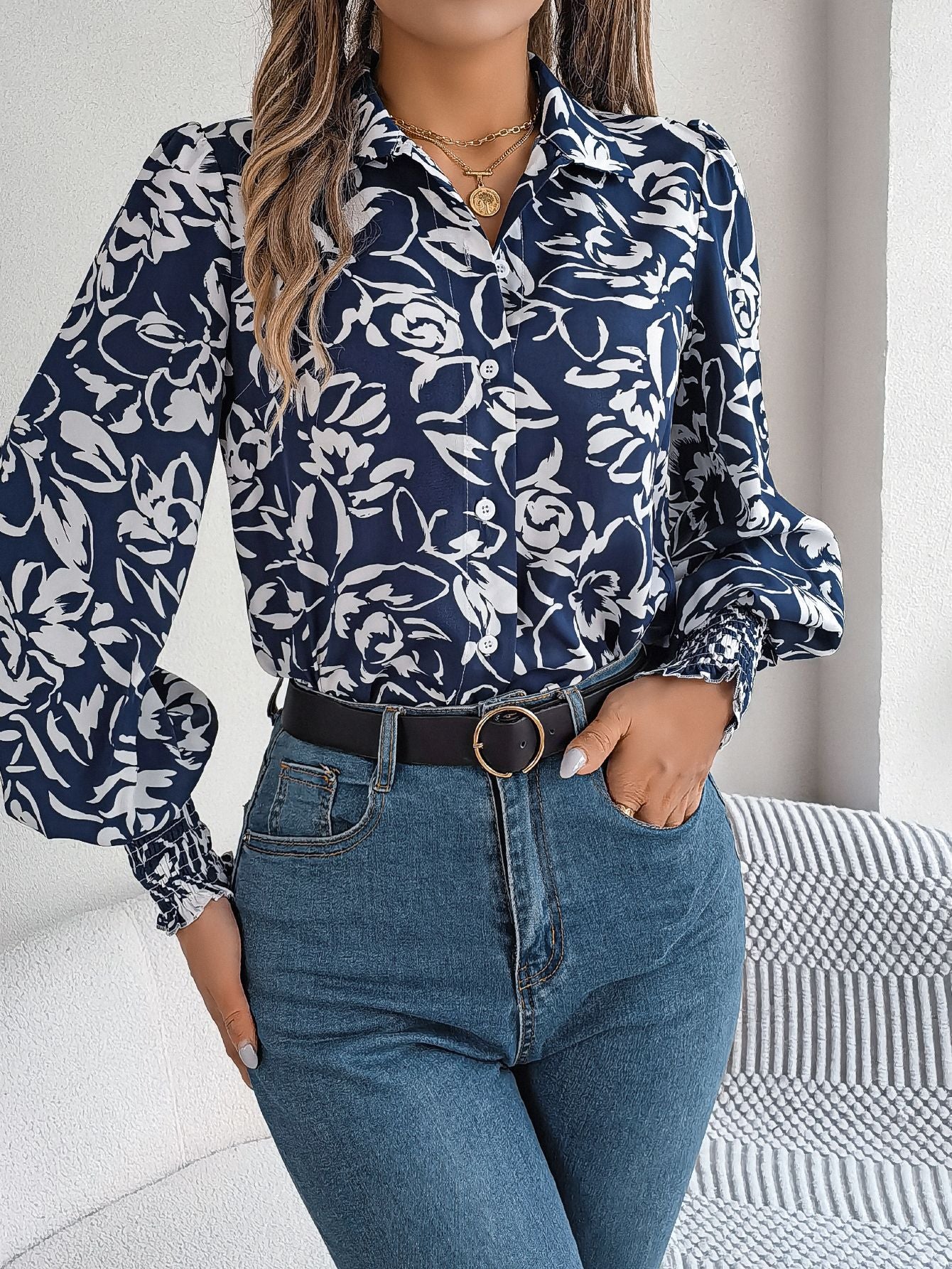 Autumn Winter Elegant Contrast Color Flower Printed Lantern Sleeve Turndown Collar Women's Shirt 10
