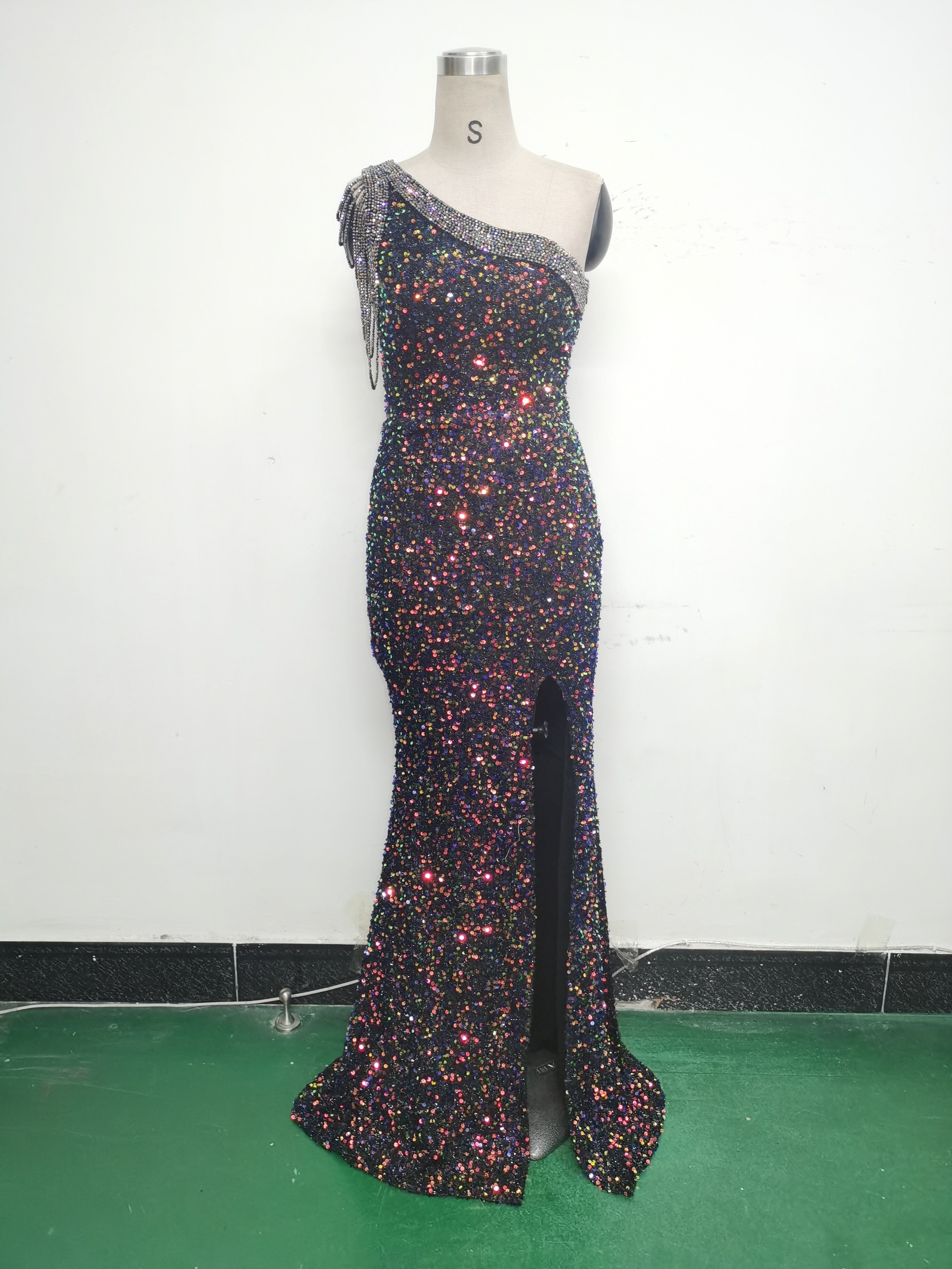 One-Shoulder Sequined Fishtail Evening Dress for Formal Parties 27