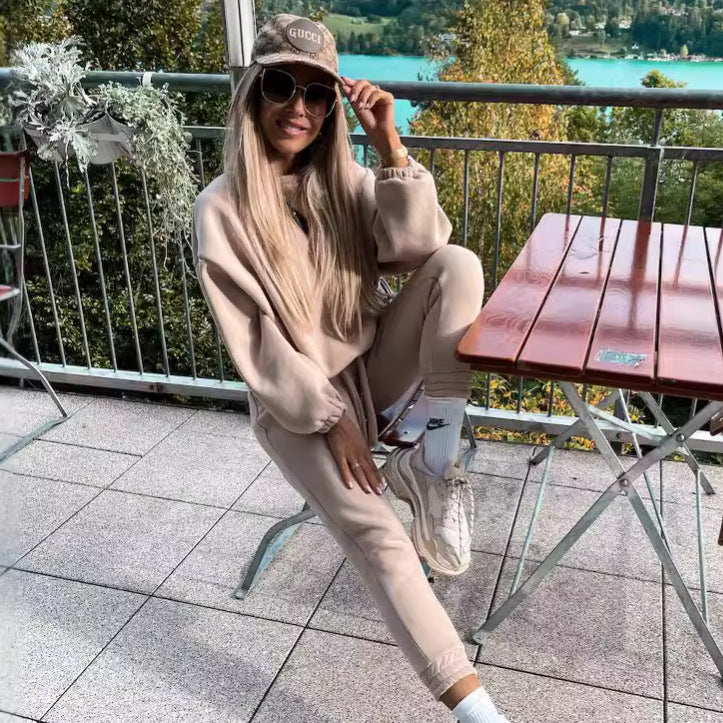 Women Casual Solid Hoodies and Pants Two-piece Set 7