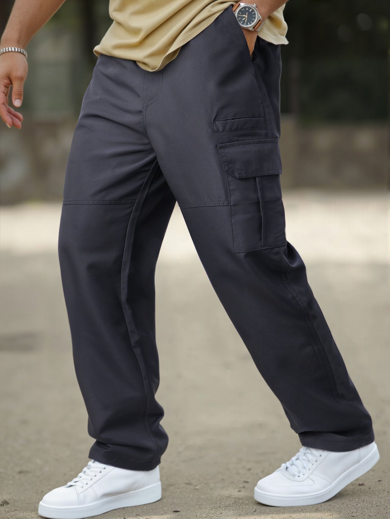 Plus Size Men's Multi-Pocket Loose Cargo Pants 3