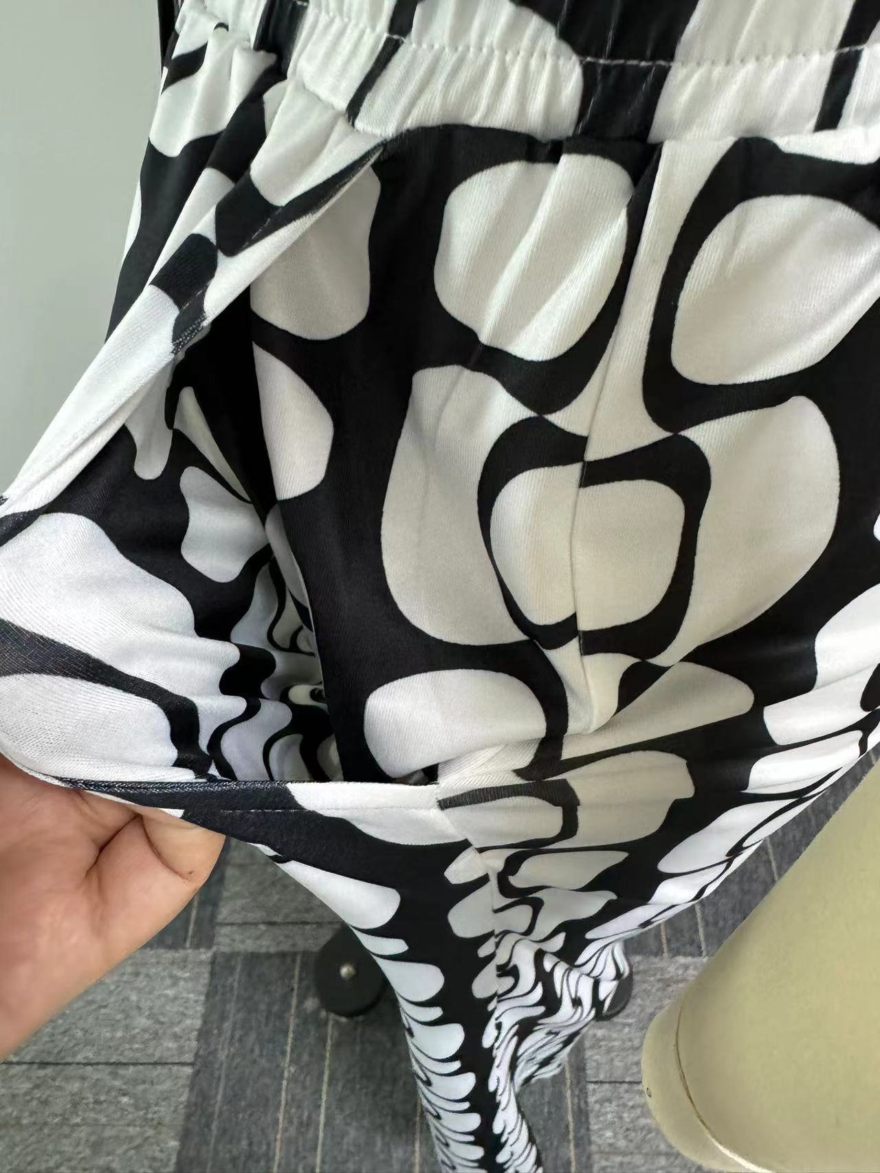 Women print lace-up hollow sling top and wide-leg pants two-piece set 9