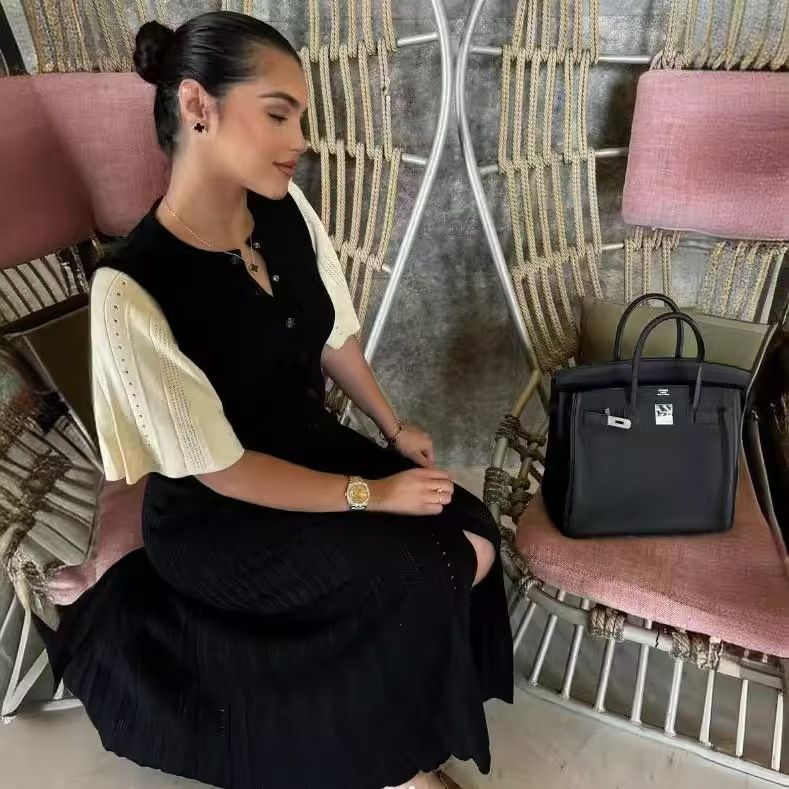 Women Bell Bottom Sleeve Knitting Round Neck Dress 7