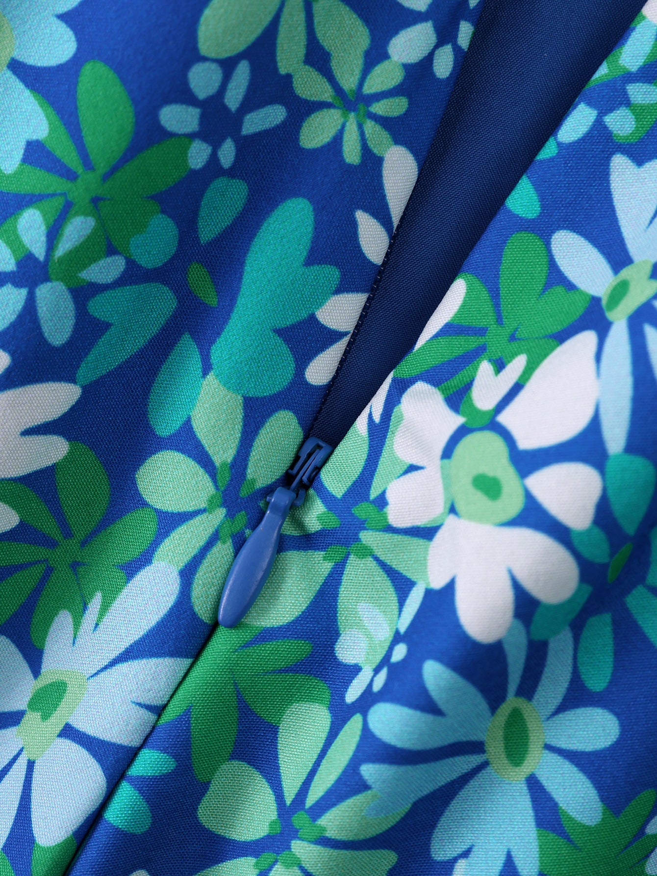 Women Halter Neck Lace-Up Print Sexy V-Neck Backless Dress 12