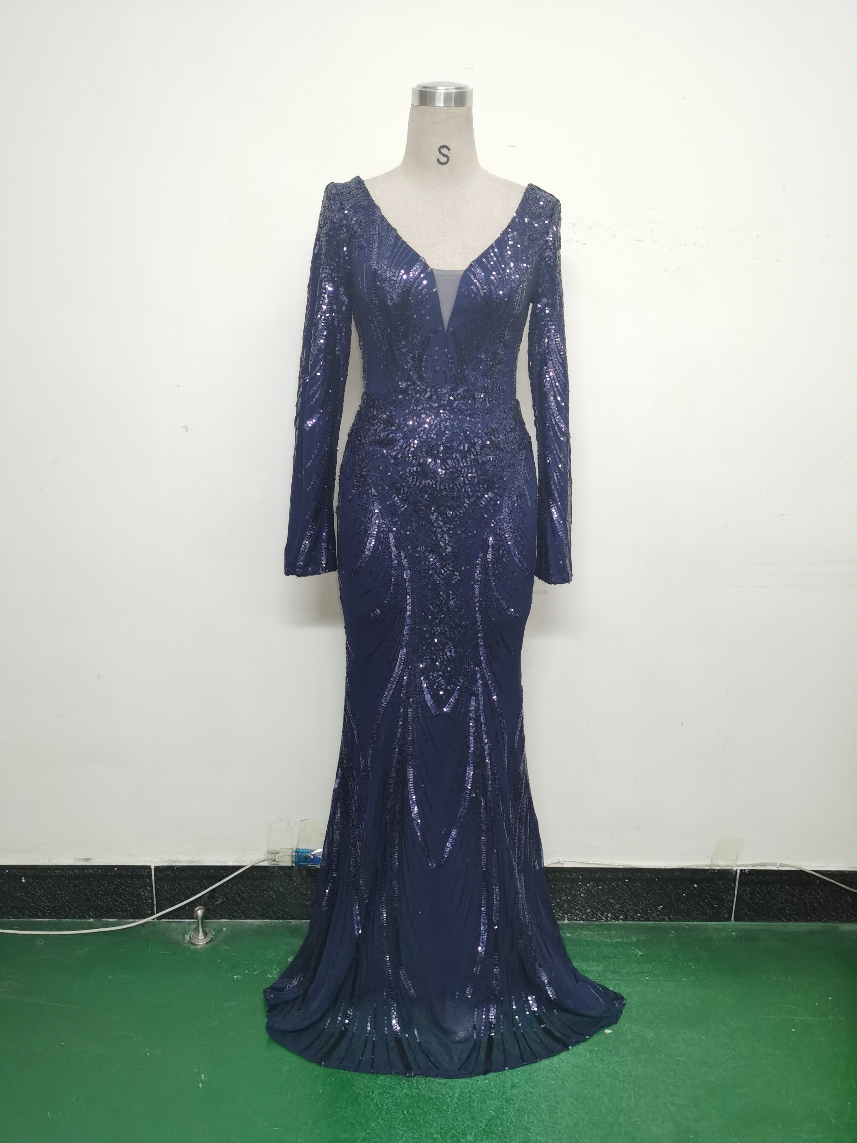 Women Positioning Flower Beaded Long Sleeve Evening Dress 32