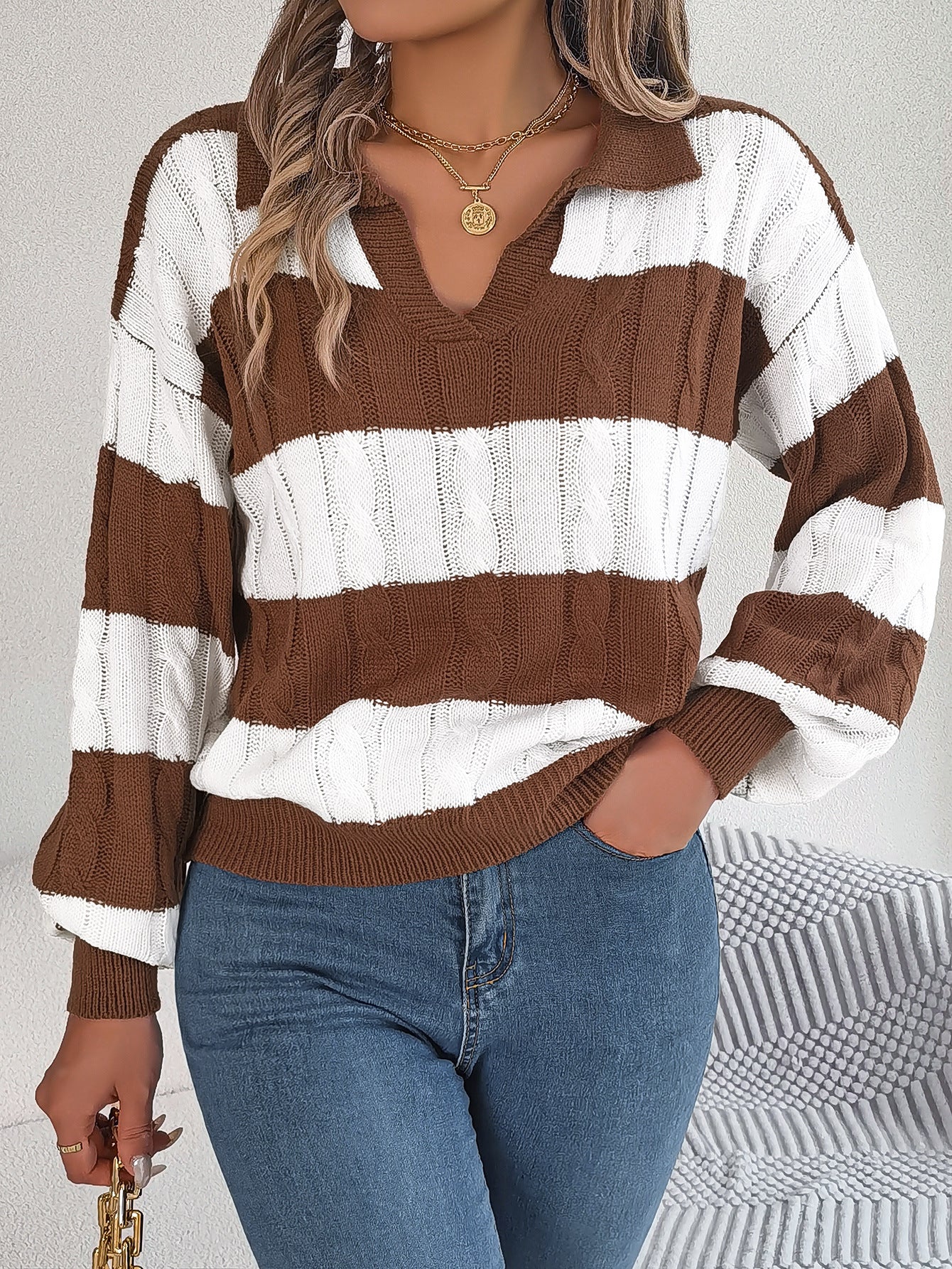 Autumn And Winter Casual V Neck Contrast Color Lantern Sleeve Pullover Women Sweater 3