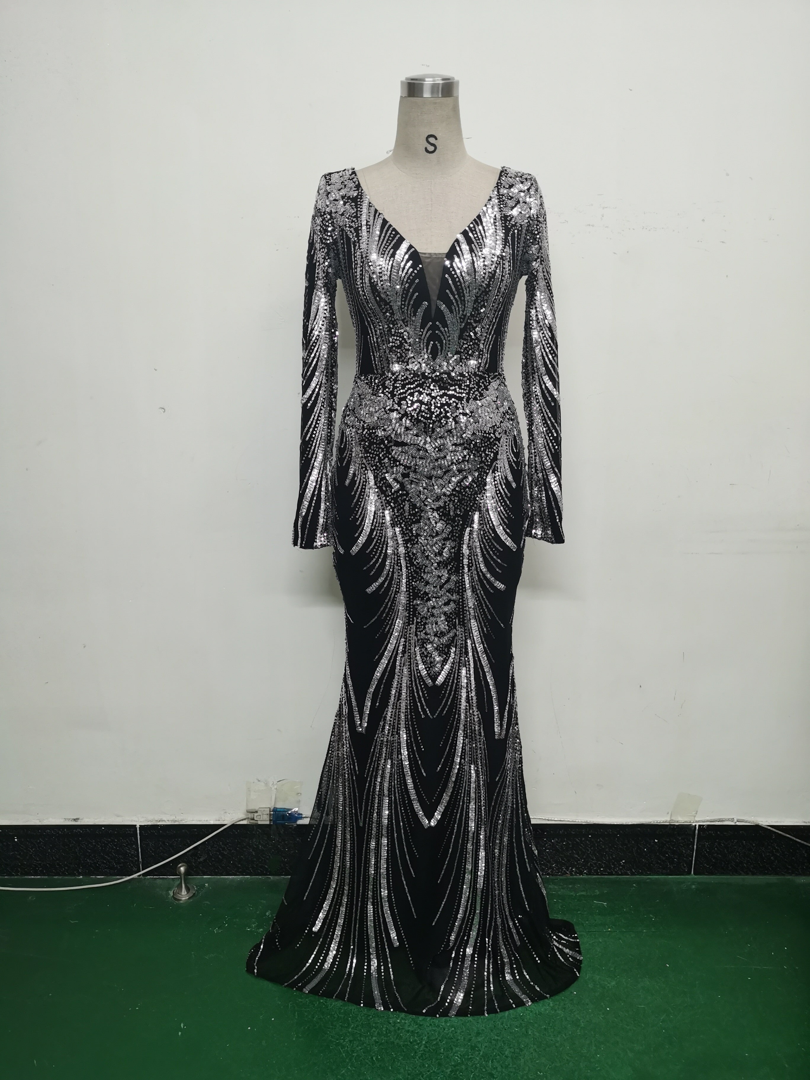 Women Positioning Flower Beaded Long Sleeve Evening Dress 28