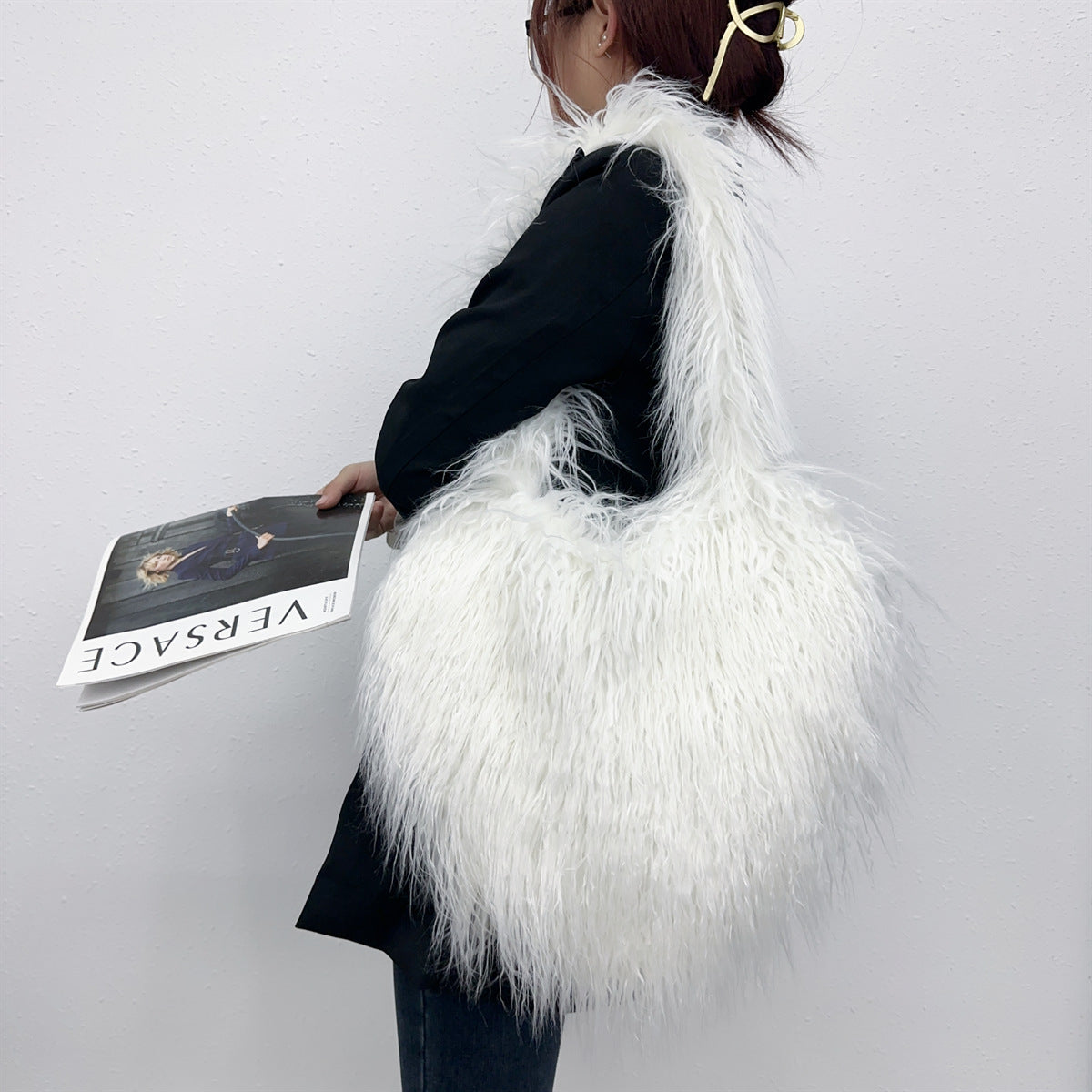 Style Trendy Heart Bag Women's Fur Bag Heart-Shaped Cute Crossbody Bag Shoulder Bag 33