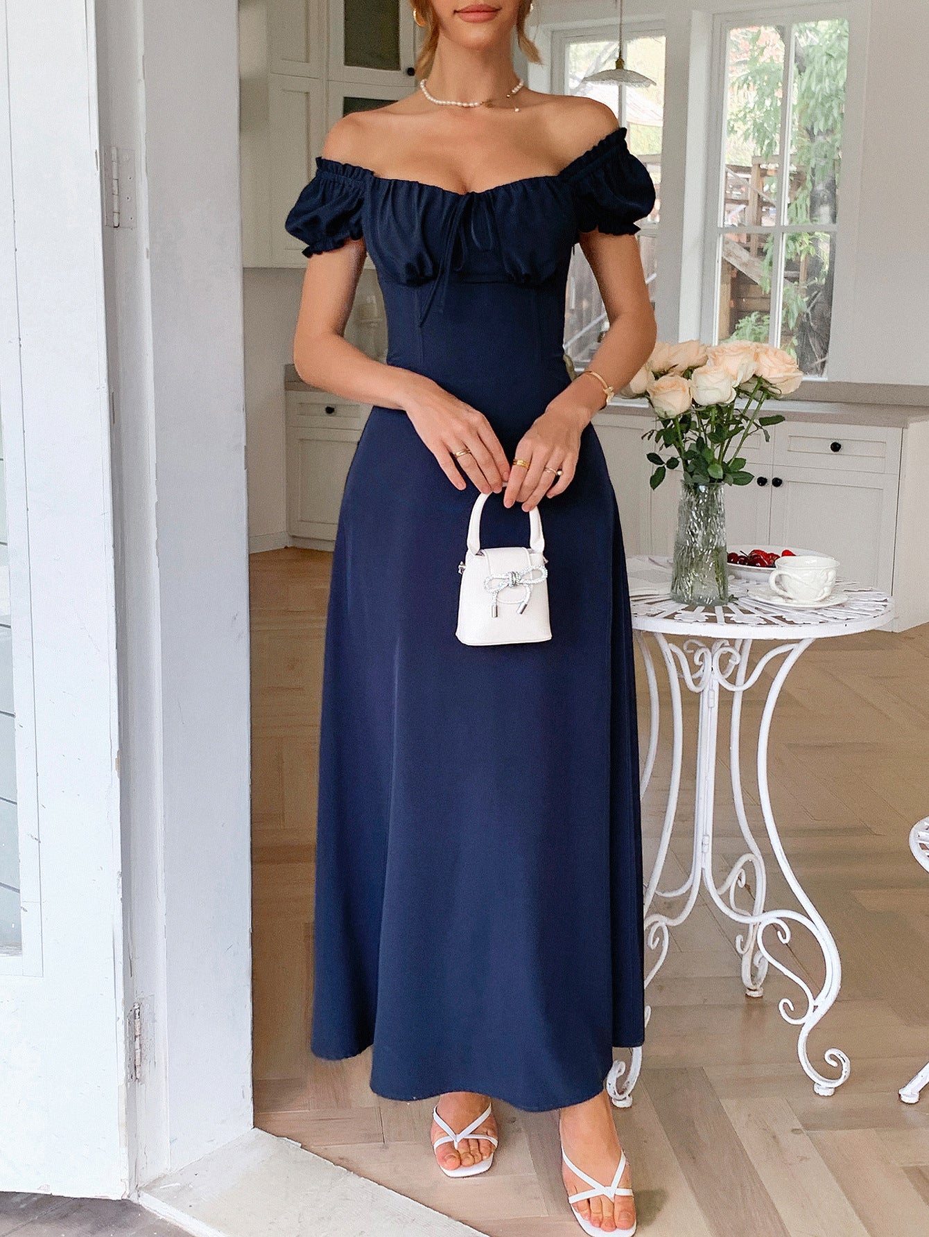 Spring/Summer Women's Party Elegant Off-Shoulder Short-Sleeved Dress 3