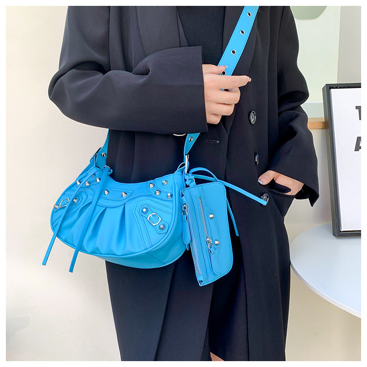 Diagonal pleated single shoulder women's retro rivet bag 44
