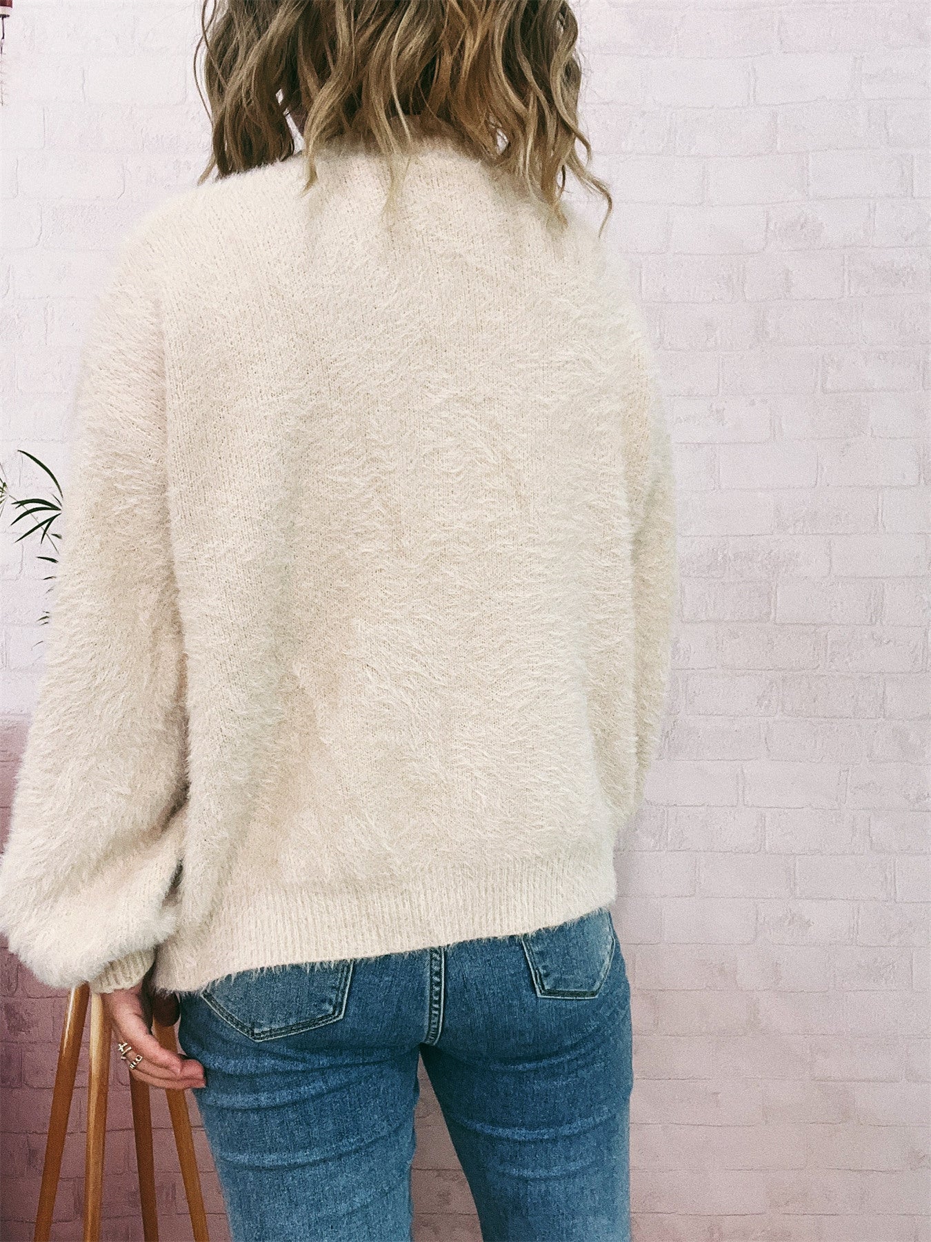 Women autumn/winter casual furry V-neck solid sweater 30