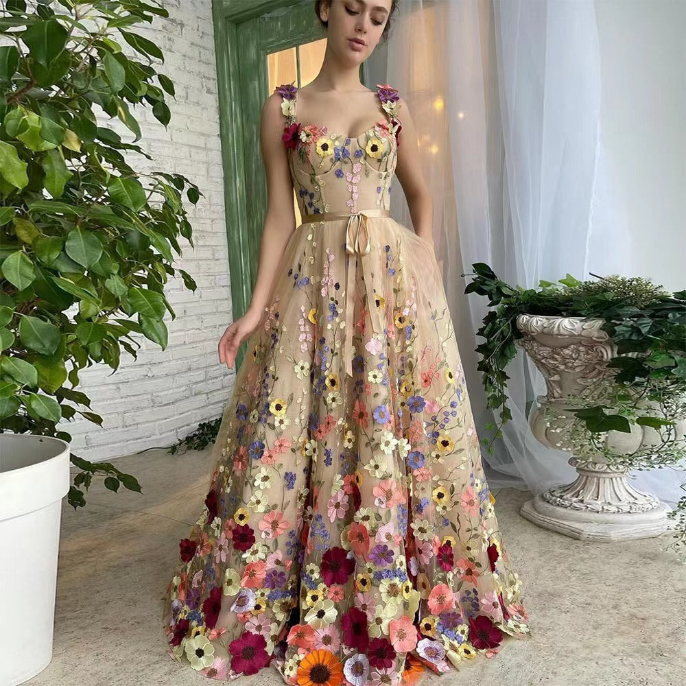 Women flower embroidery sexy dress 3