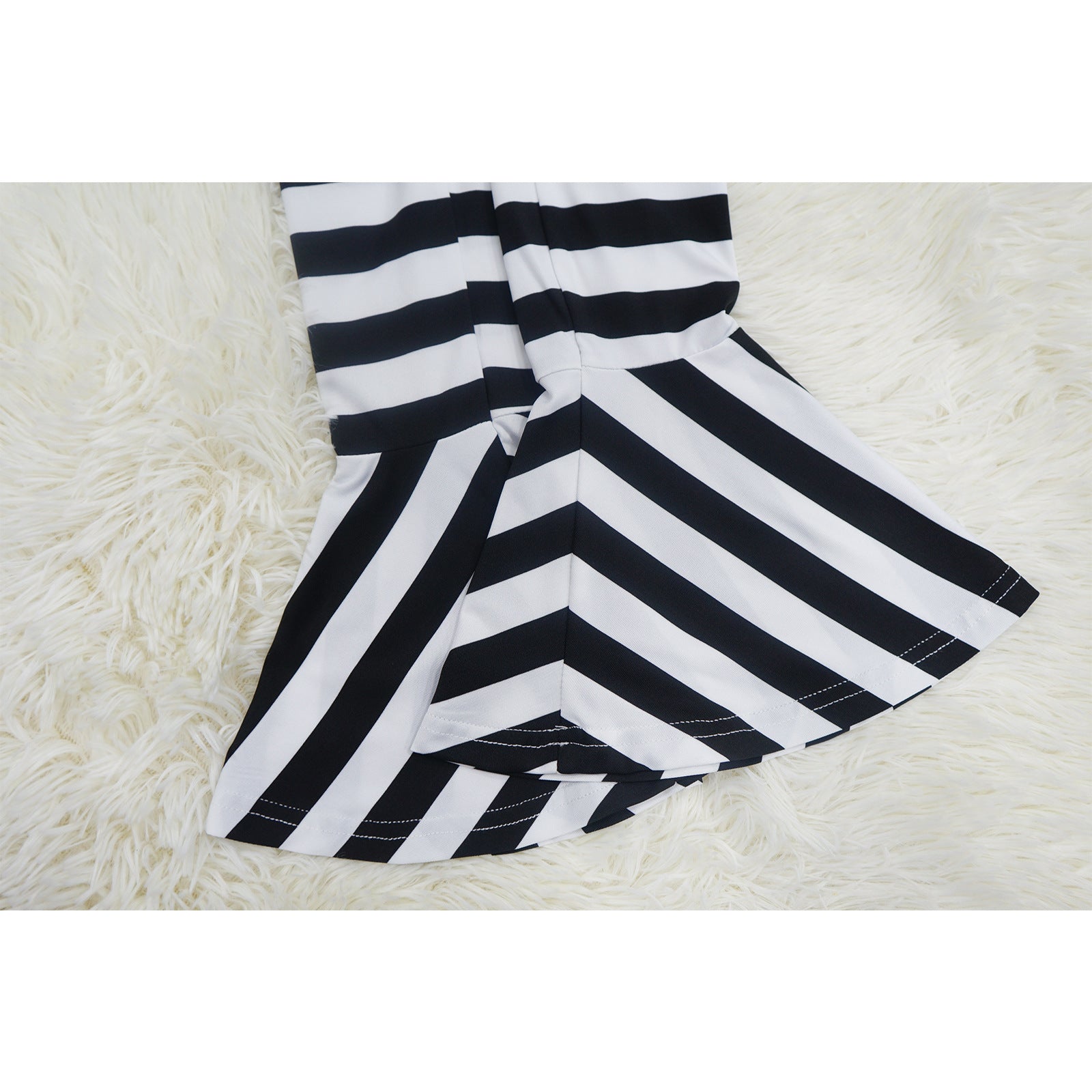 Women Sexy Slash Shoulder Bell Bottom Top and Mini Skirt two-piece set 18