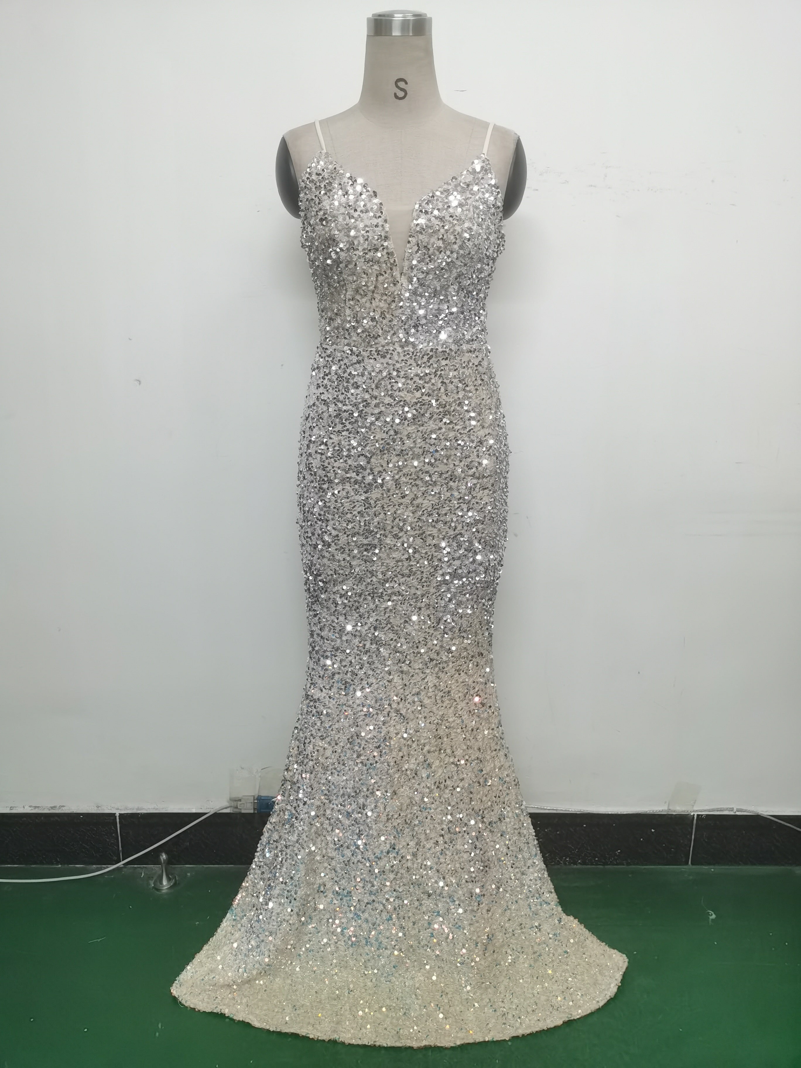 Gradient Sequins Sexy Strap Evening Dress 22