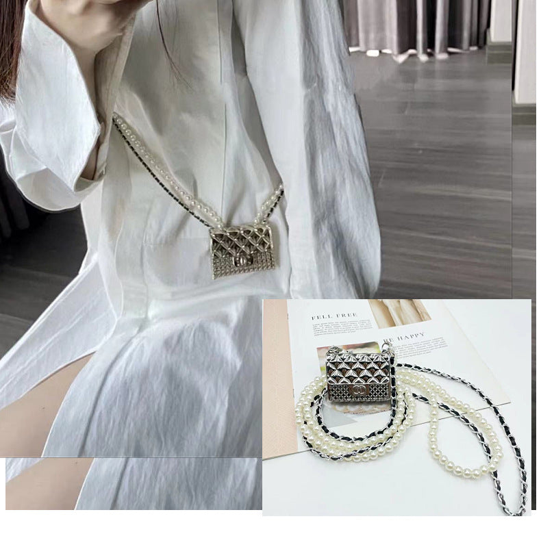 Women Hollow Diamond Earphone Bag Pearl Chain Waist Bag 4