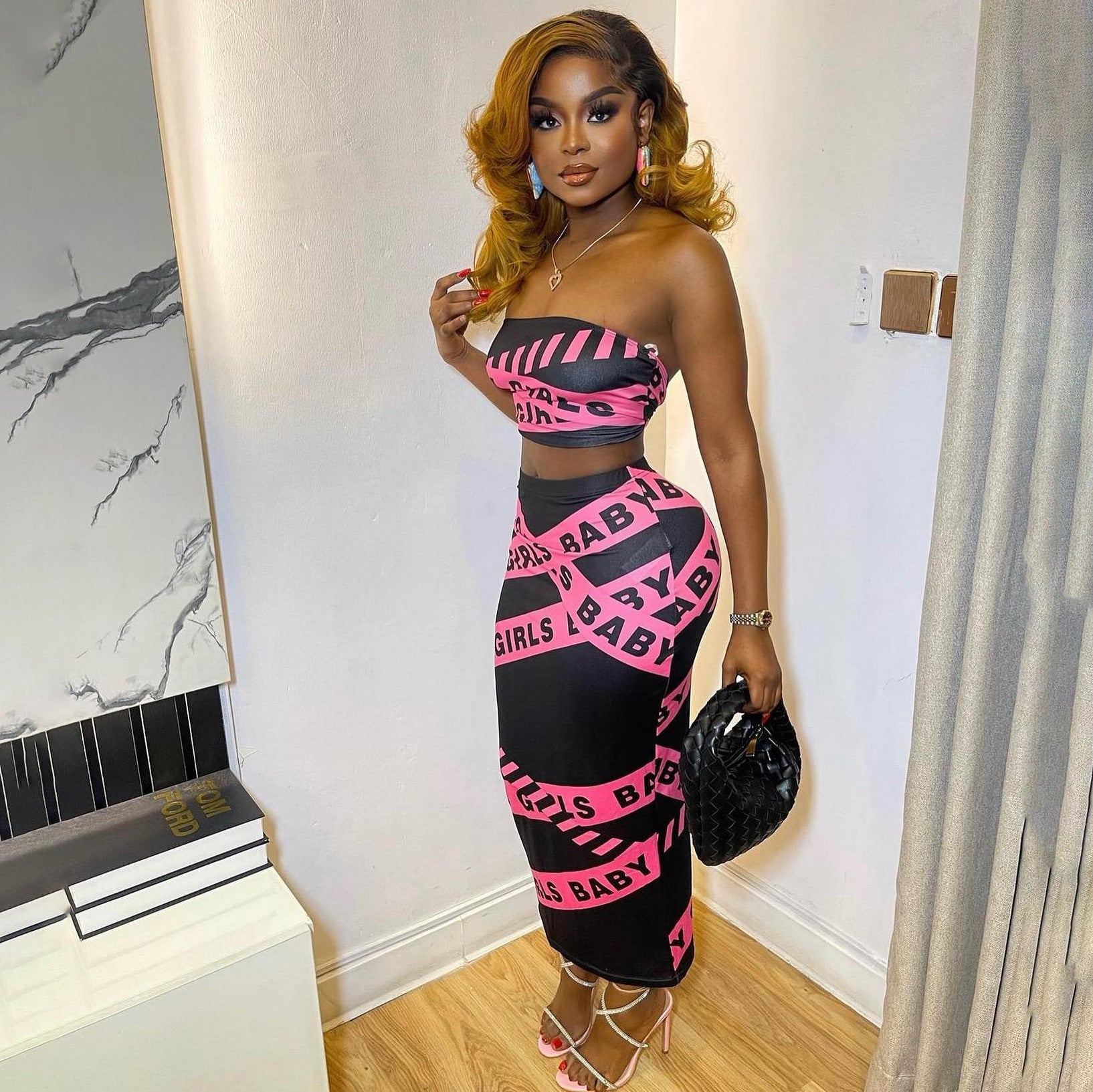 Spring Summer Style Sleeveless Fashion Letter Printed Strapless Top Long Skirt Women's Two Piece Set 3