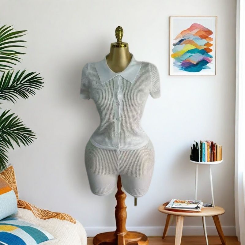 Women Summer Round Neck Hollow Crochet Short Sleeve Knitting Top and Shorts Two-piece Set 4