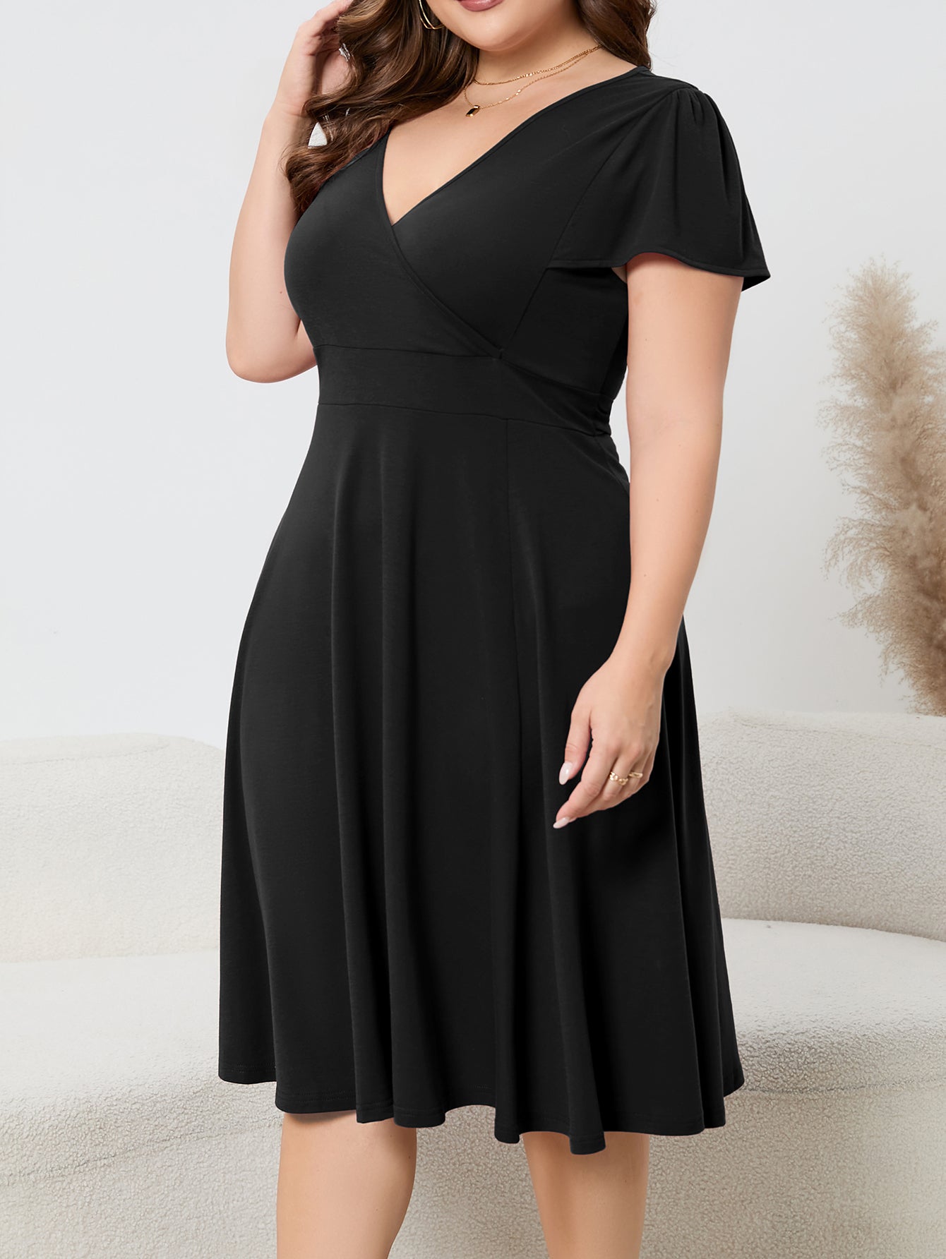 Women's Plus Size Solid Deep V-Neck Slim Waist Short Sleeve A-Line Elegant Dress 5
