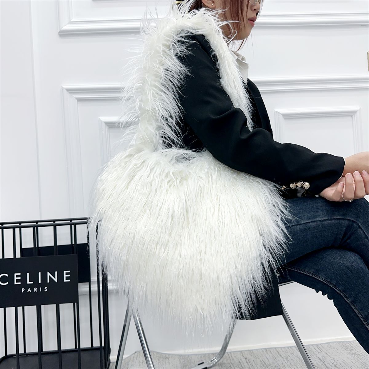 Style Trendy Heart Bag Women's Fur Bag Heart-Shaped Cute Crossbody Bag Shoulder Bag 7