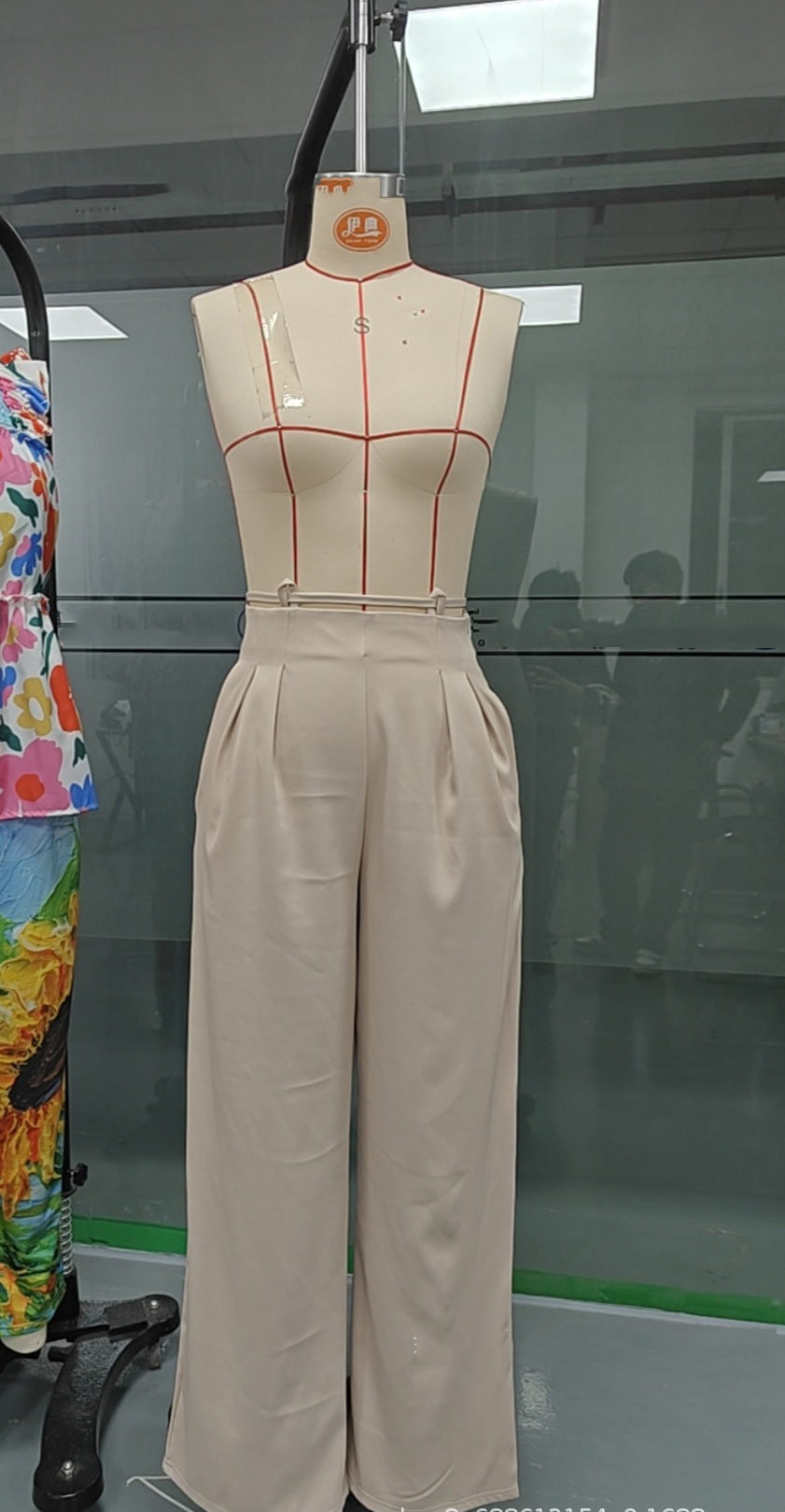 Women Casual Pleated Pants 6