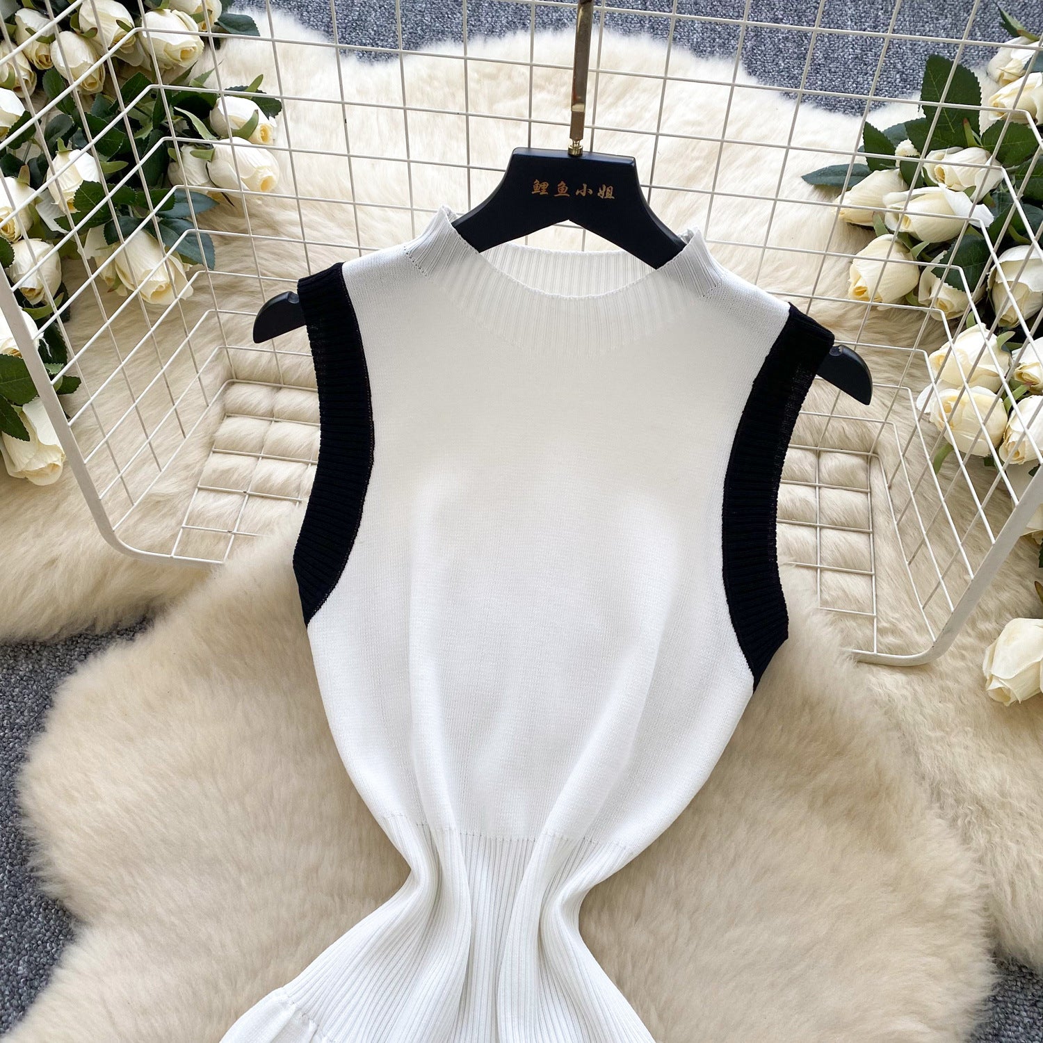 Women's Summer Sleeveless Knitting Slim Waist Contrast Color Pleated Dress 17