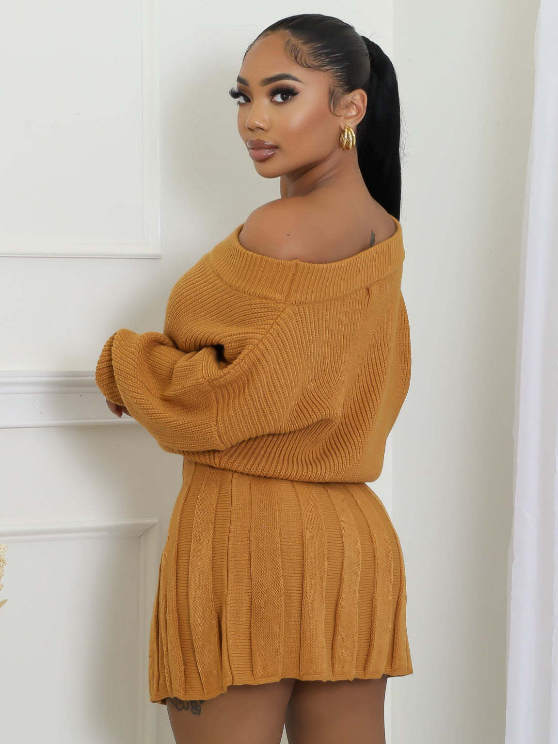 Women Fall Winter Casual Off Shoulder Solid Top and Pleated Skirt Two Piece Set 7