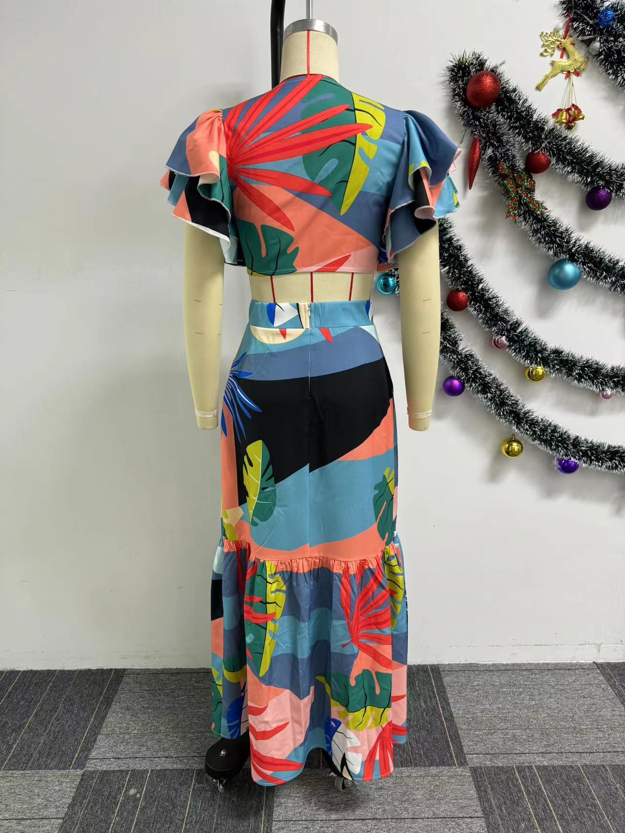 Women Sexy Printed Ruffle Lace-Up Top and Skirt Two-piece Set 10