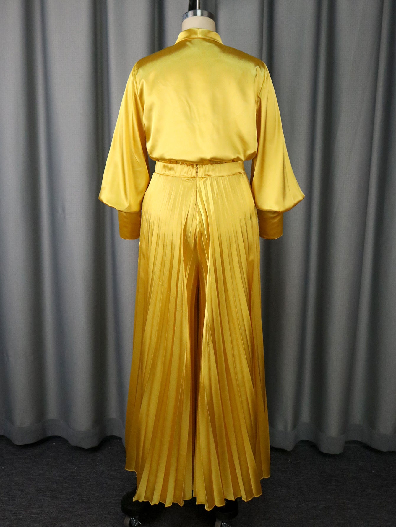 Sexy V-Neck Bow Blouse & Elegant Wide-Leg Pleated Pants Two-Piece Set 7