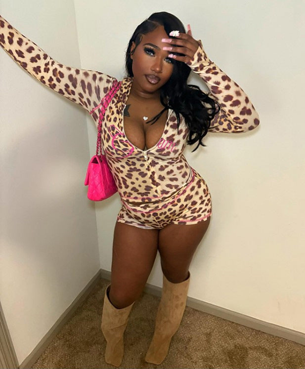 Women Casual Letter print hooded zipper Top shorts two-piece set 9