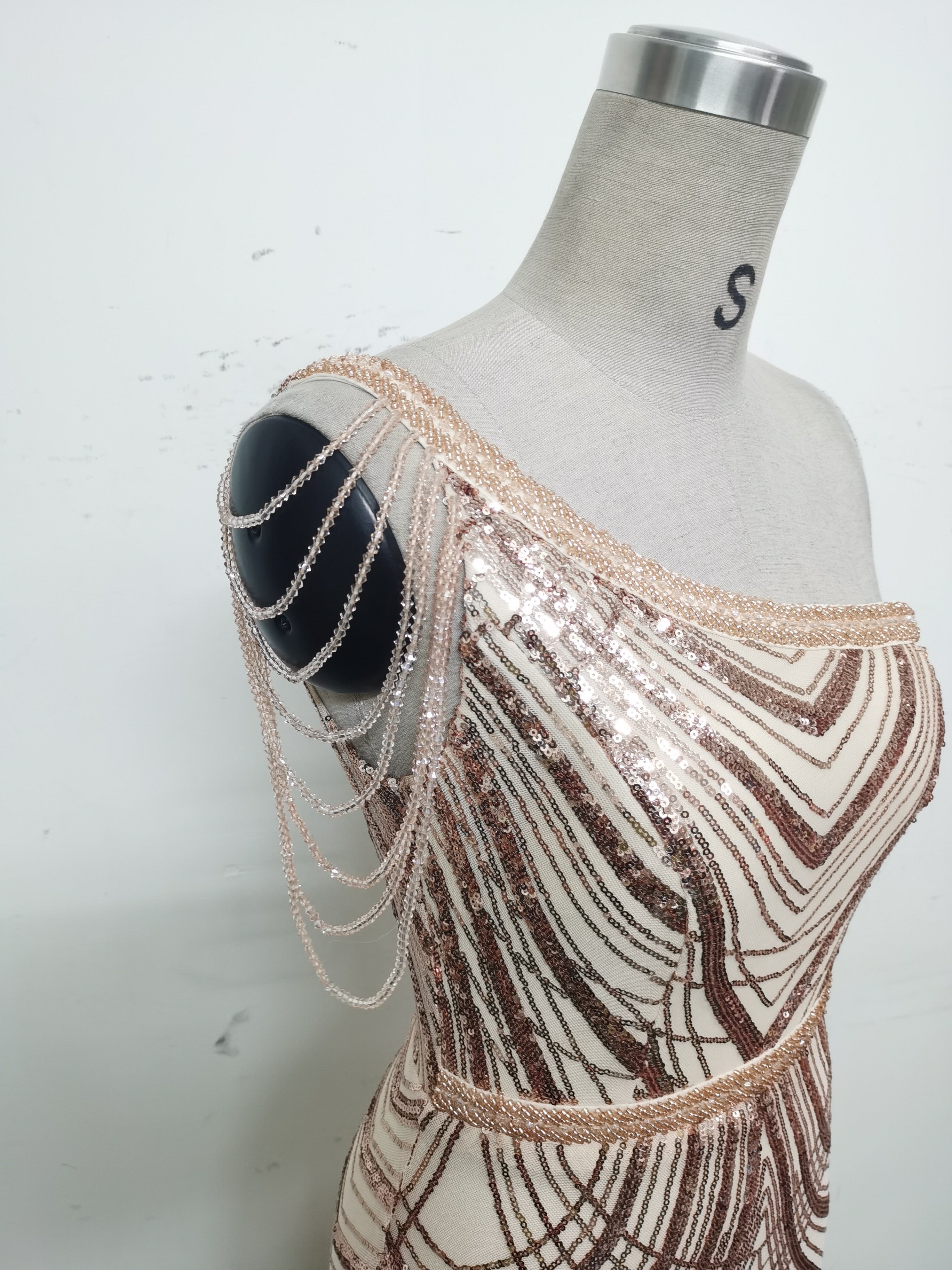 Women Flower Sequin Beaded One-shoulder Slash Shoulder Split Evening Dress 20